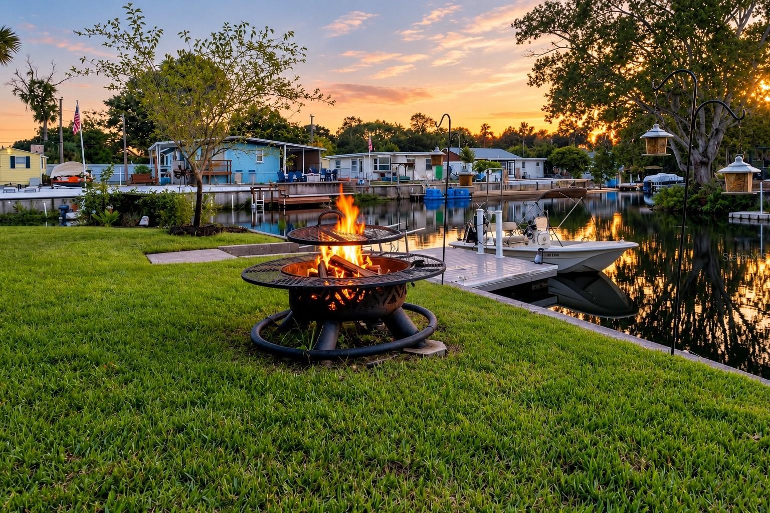 7247 Arbordale Dr, Weeki Wachee, FL 34607 photo