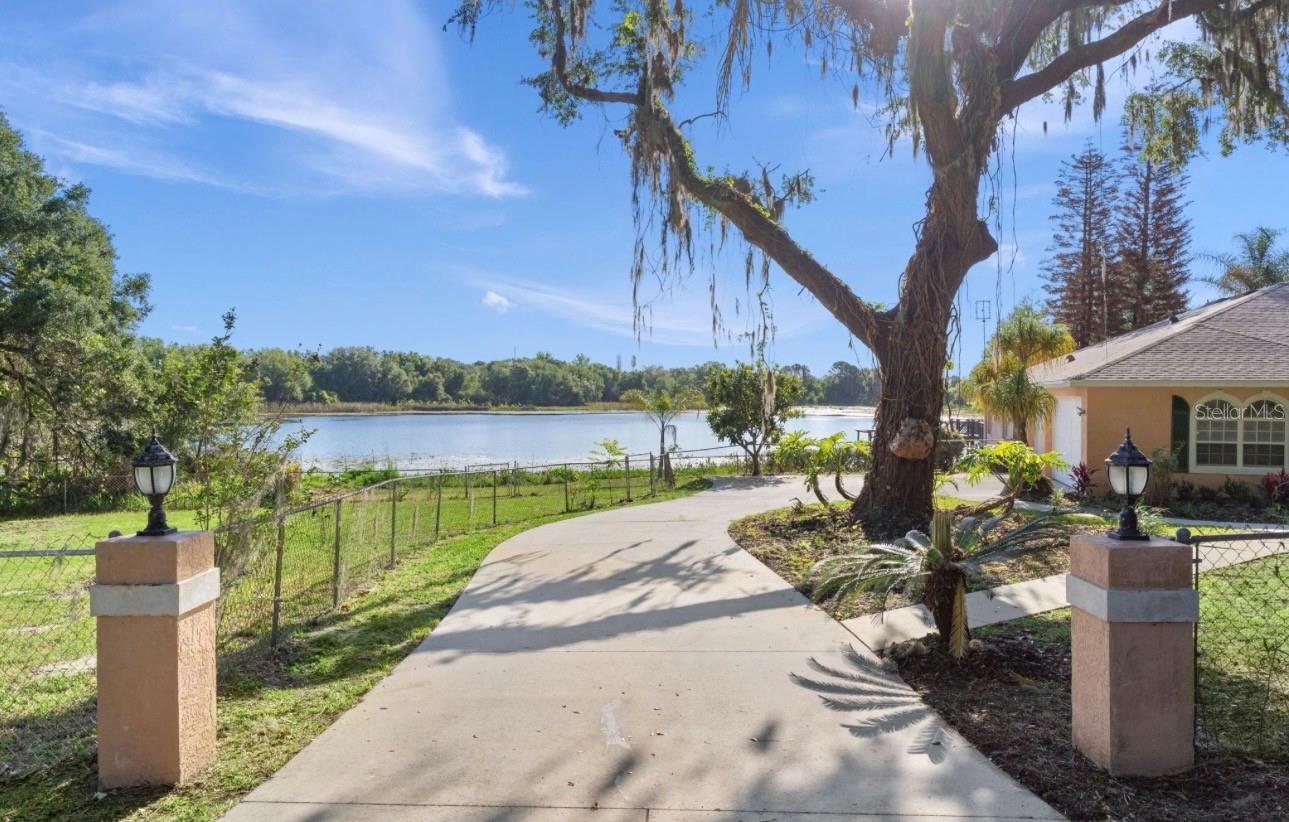 9440 County Road 561, Clermont, FL 34711 photo