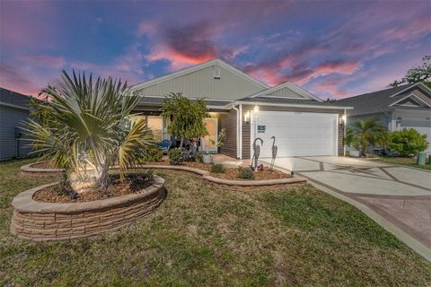 Single Family Residence in THE VILLAGES FL 3786 STEPHANIE WAY.jpg