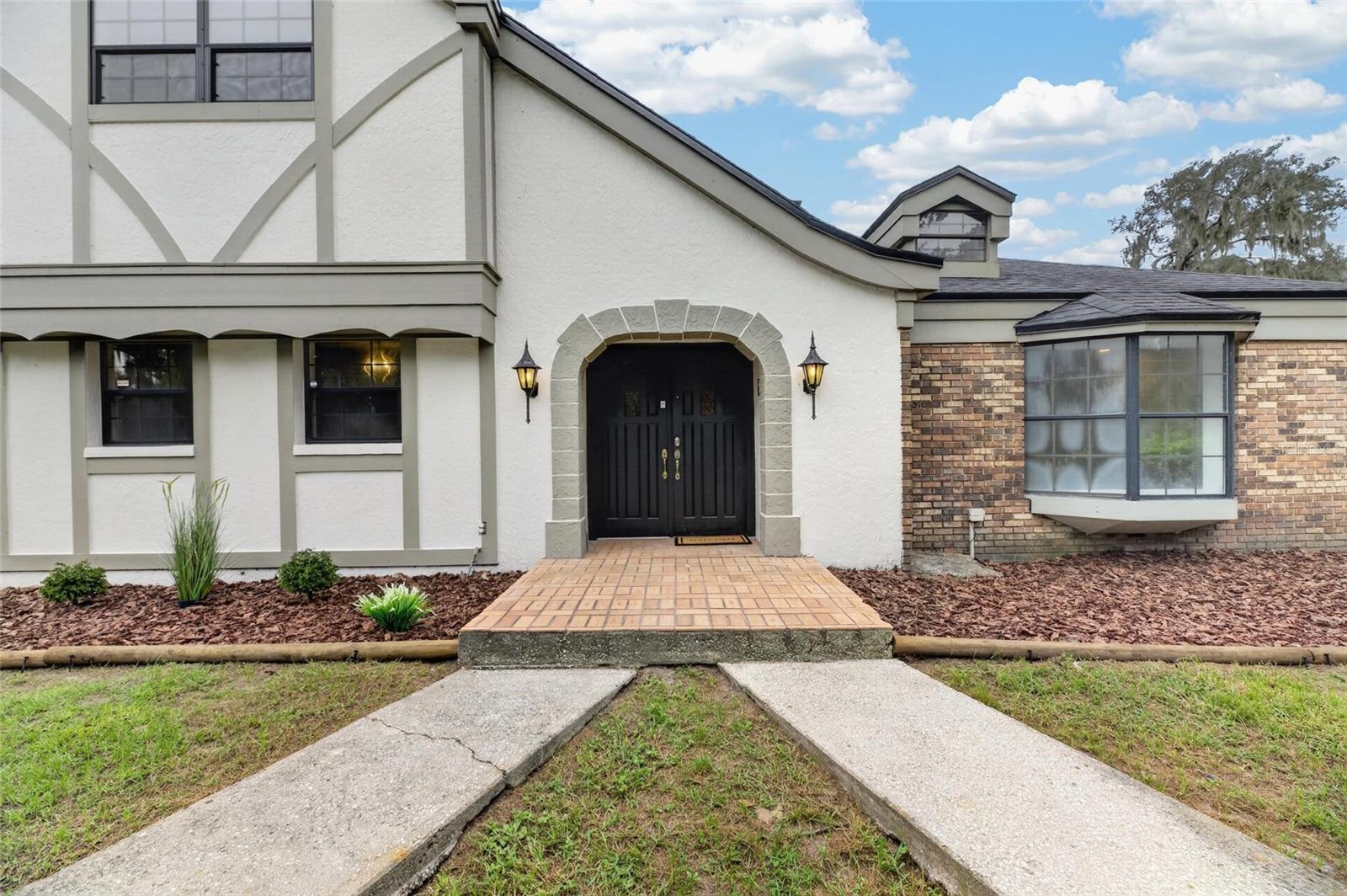 12603 Lake Hills Dr, Riverview, FL 33569 photo