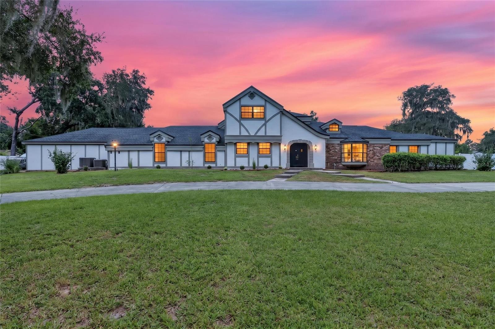 12603 Lake Hills Dr, Riverview, FL 33569