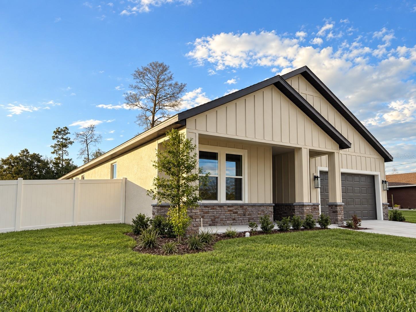 10153 Lynnhaven Rd, Spring Hill, FL 34608 photo