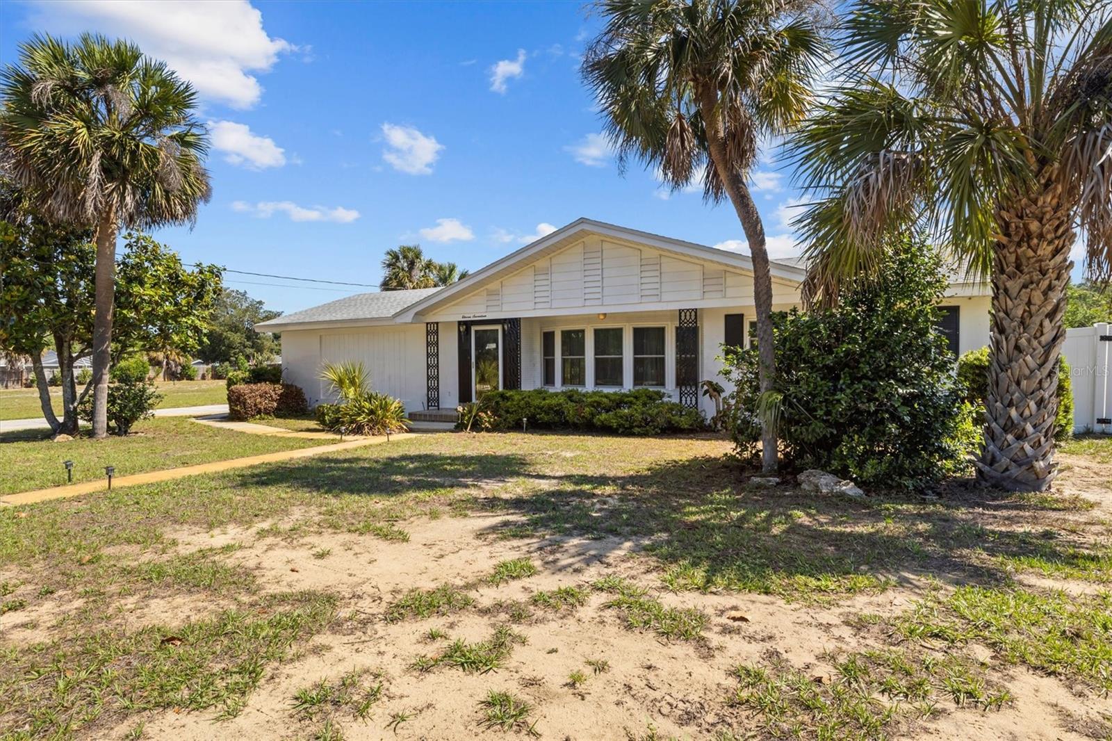 1117 N Lakeshore Blvd, Lake Wales, FL 33853 photo