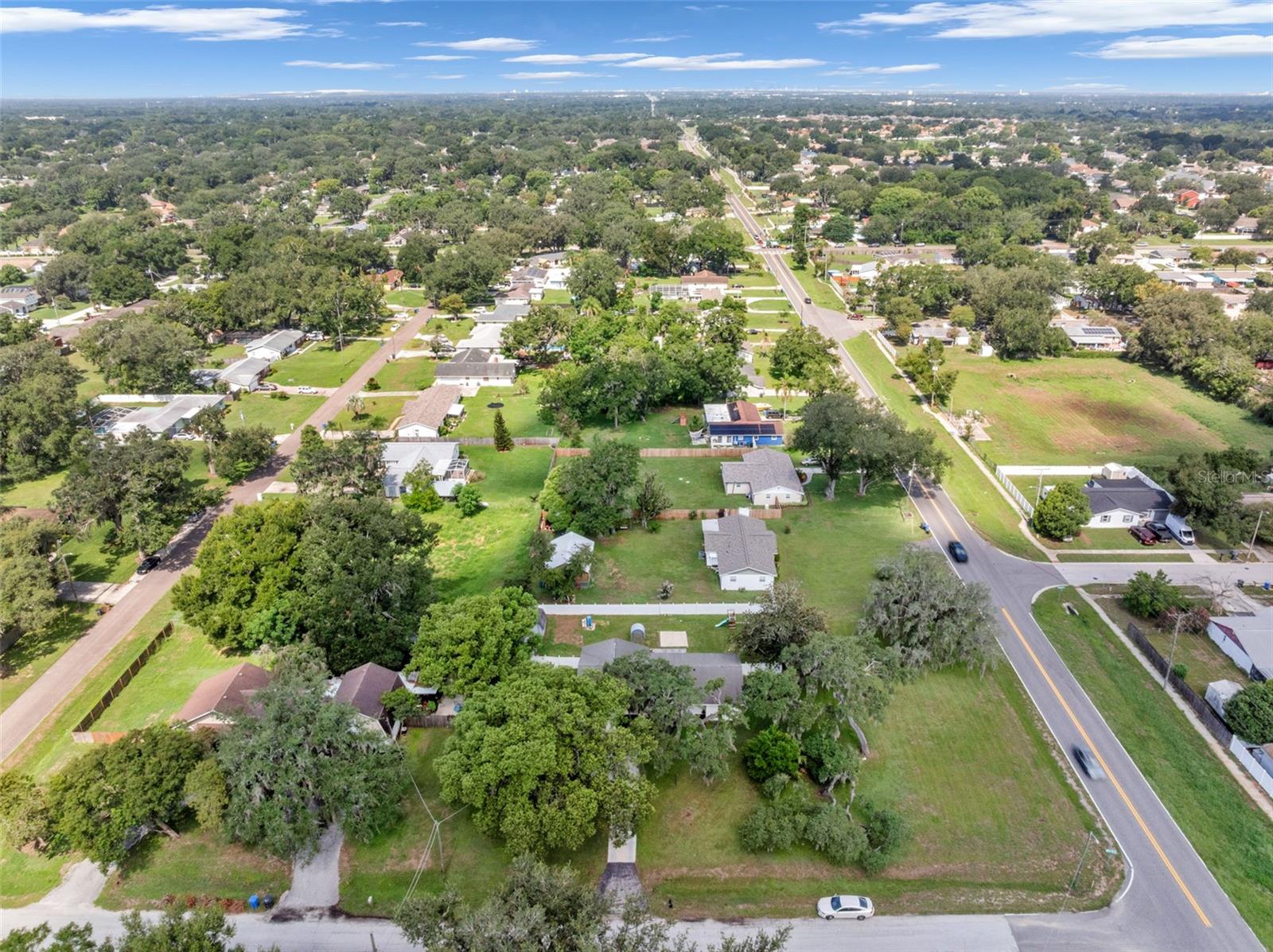 1002 Kay Jean Dr, Valrico, FL 33594 photo