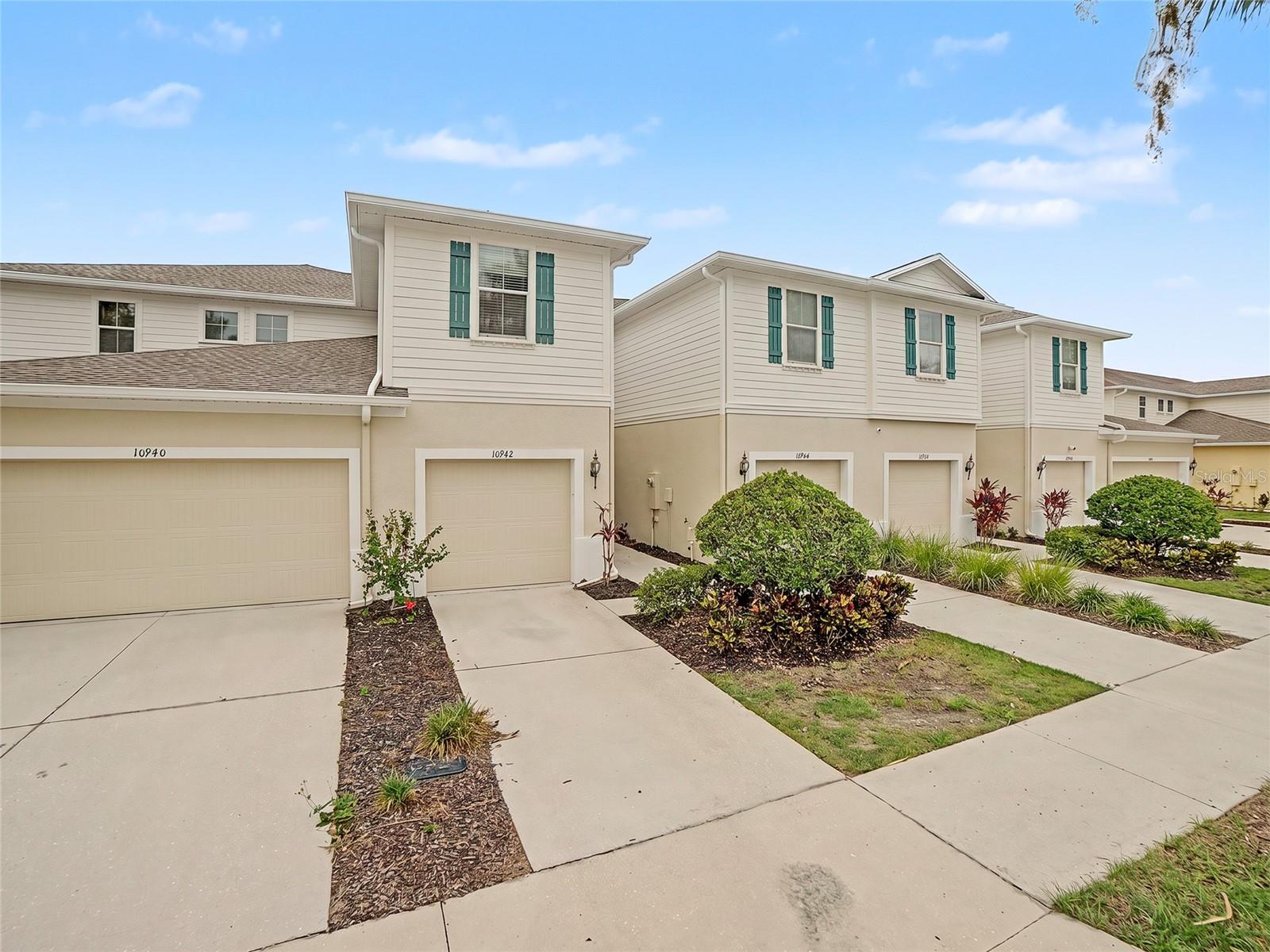 10942 Verawood Dr, Riverview, FL 33579
