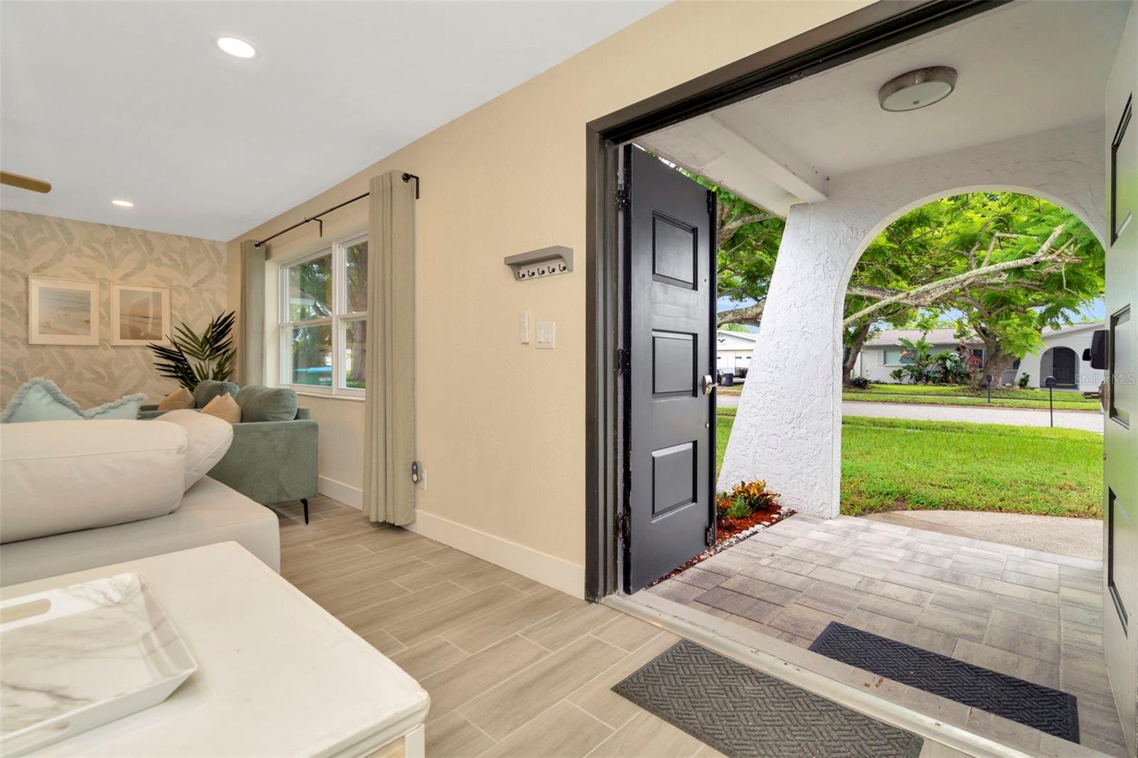 11008 111 Way, Seminole, FL 33778 photo