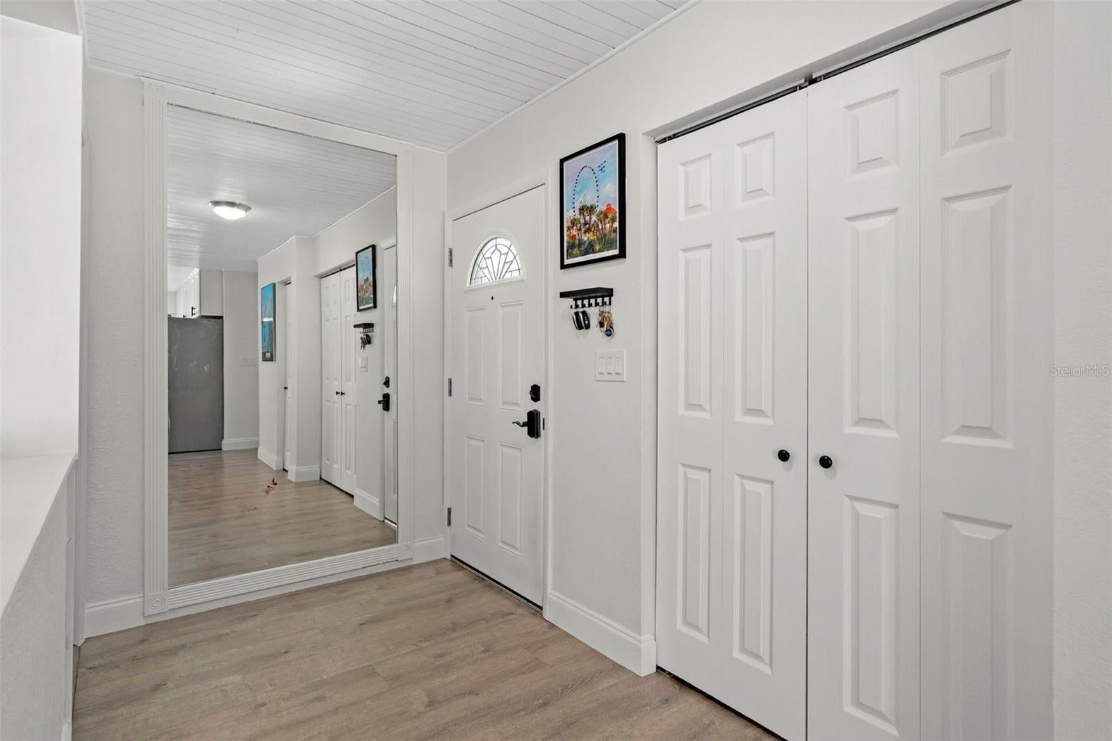 6917 Dunnett Ave, Saint Petersburg, FL 33709 photo