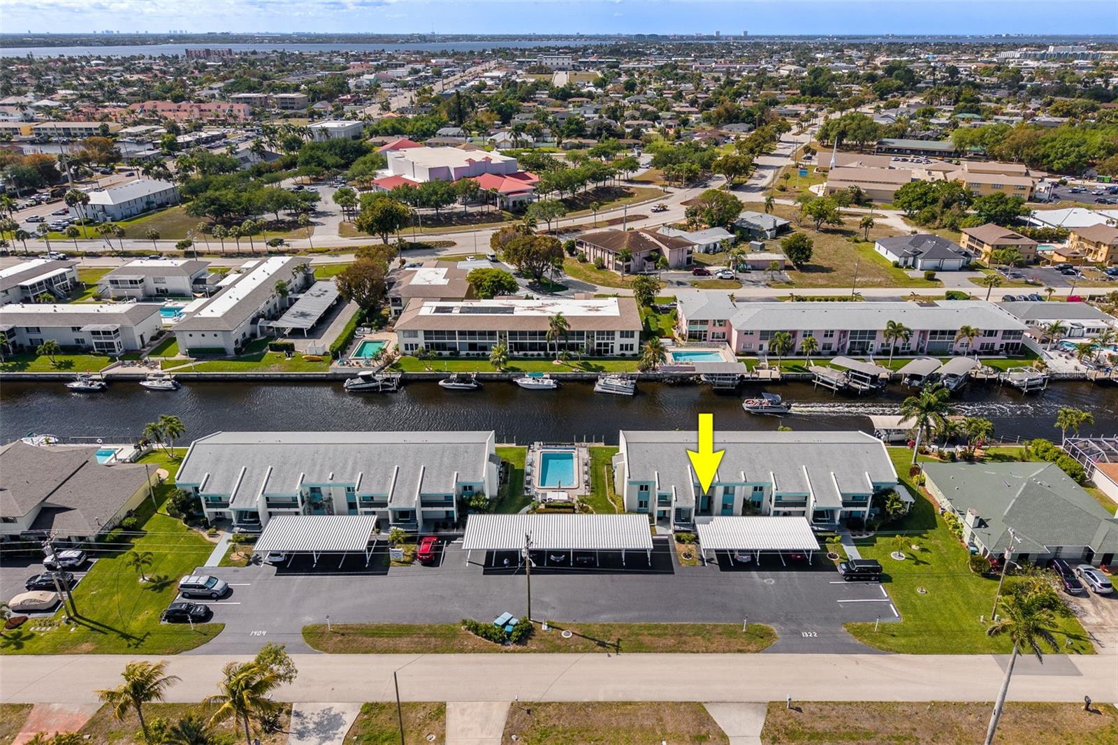 1322 40 St, Cape Coral, FL 33904