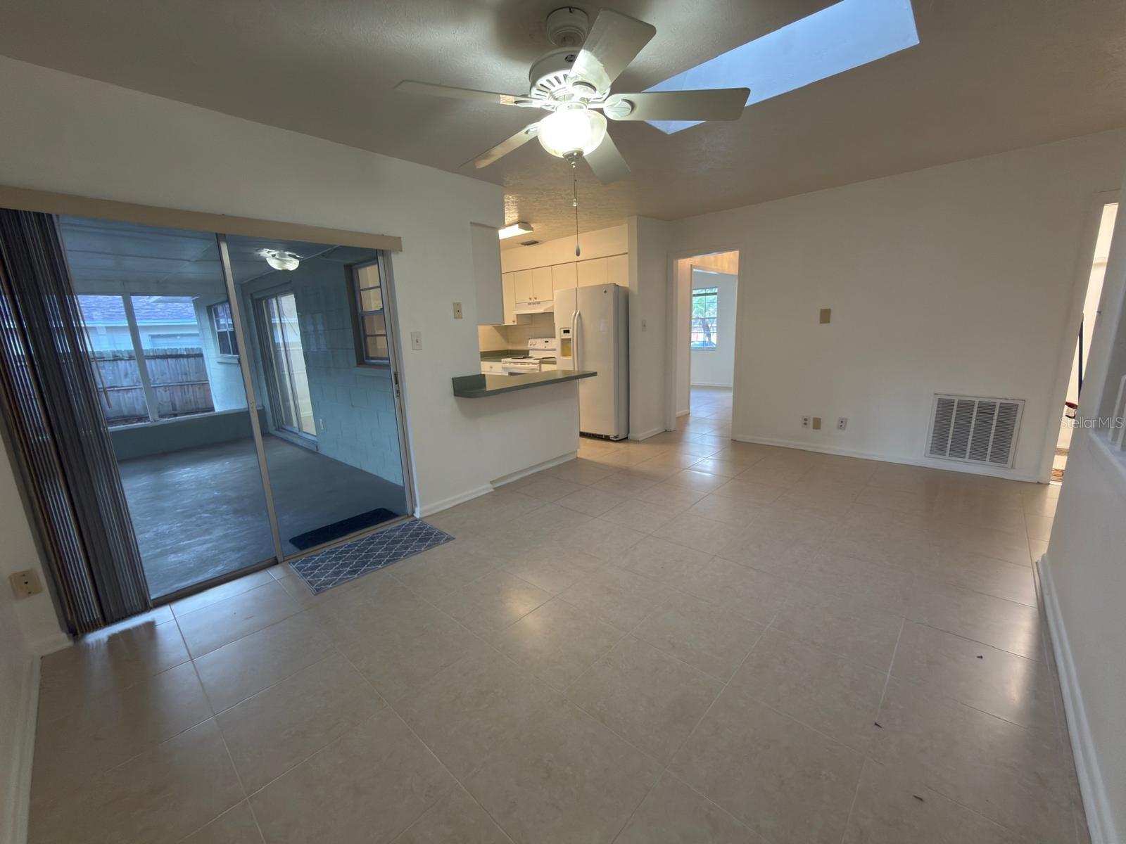2209 Boxwood Way, Brandon, FL 33511 photo