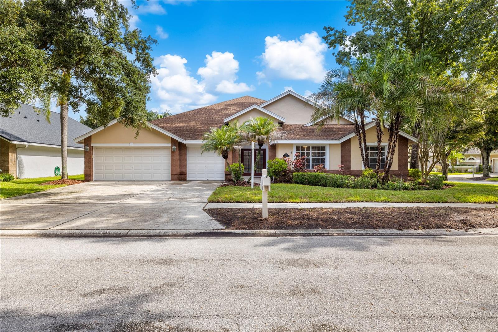 8746 Tantallon Cir, Tampa, FL 33647 photo