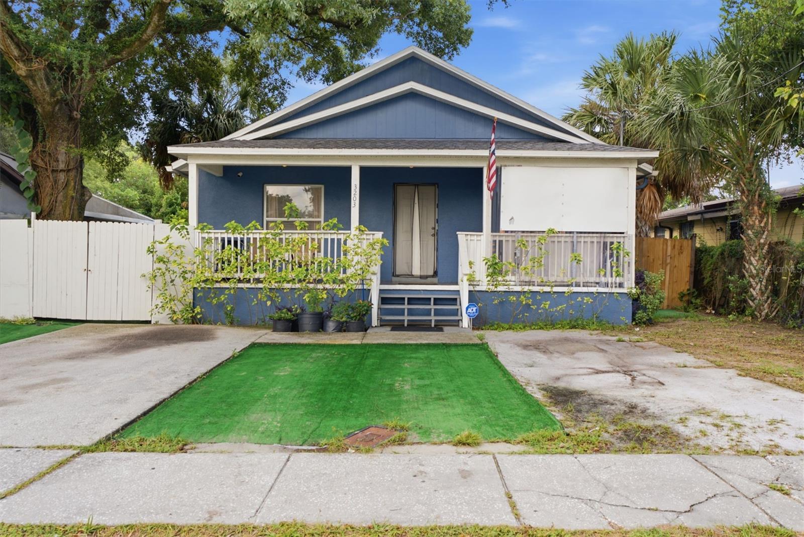 3203 Deleuil Ave, Tampa, FL 33610 photo