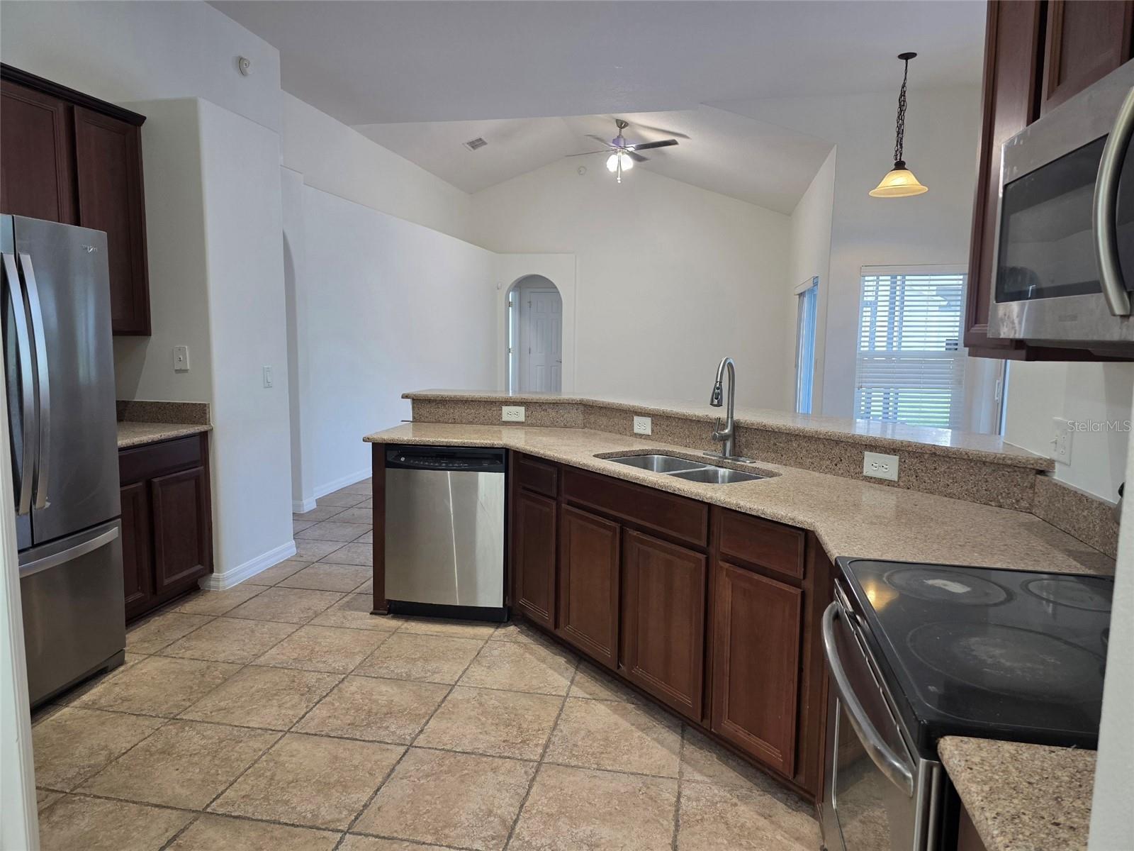 881 Seneca Trl, Saint Cloud, FL 34772 photo