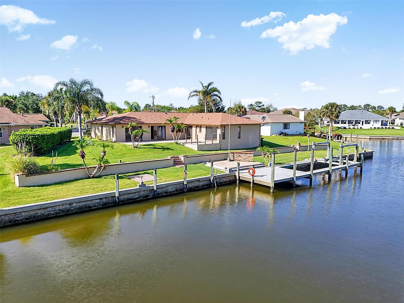 10 Crow Ct, Palm Coast, FL 32137 photo