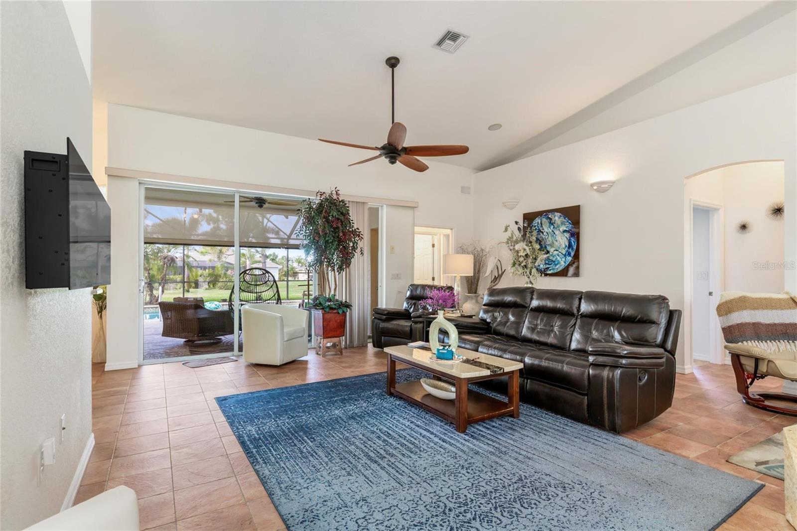 245 Rotonda Blvd, Rotonda West, FL 33947 photo