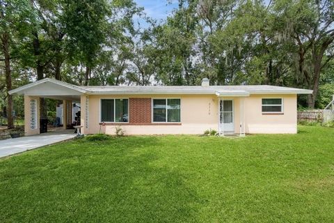 Single Family Residence in GAINESVILLE FL 2110 SE 49TH DRIVE.jpg