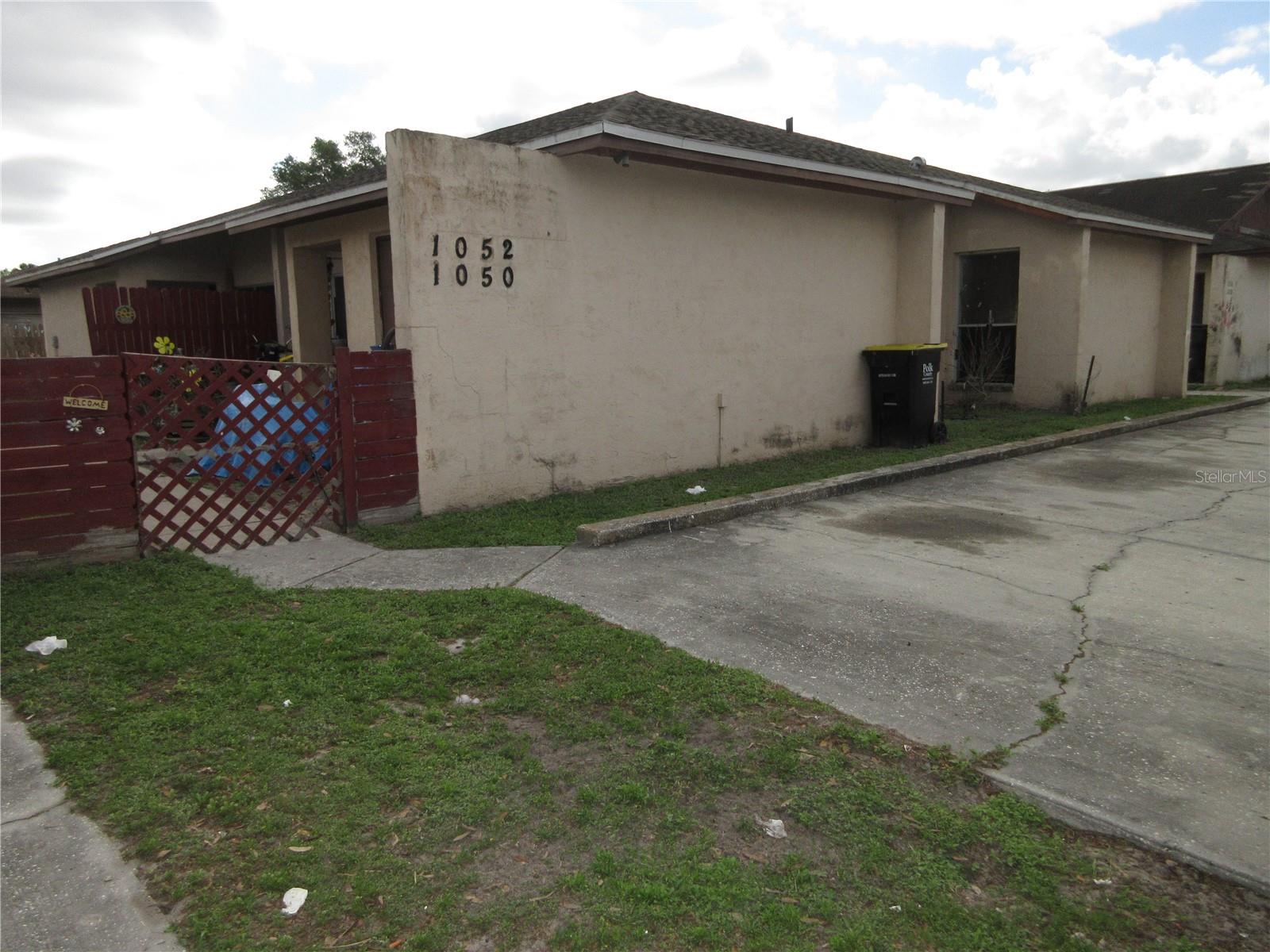 1050 Captiva Pt, Lakeland, FL 33801 photo