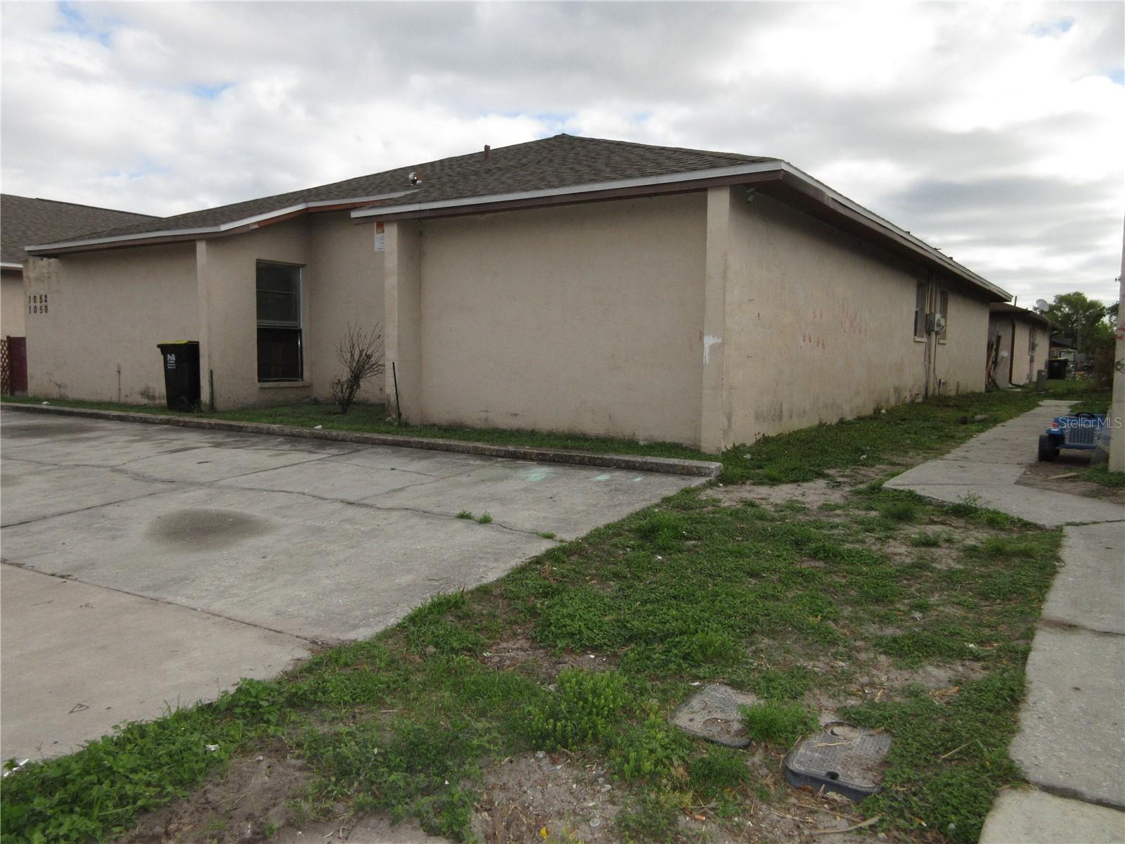 1050 Captiva Pt, Lakeland, FL 33801 photo