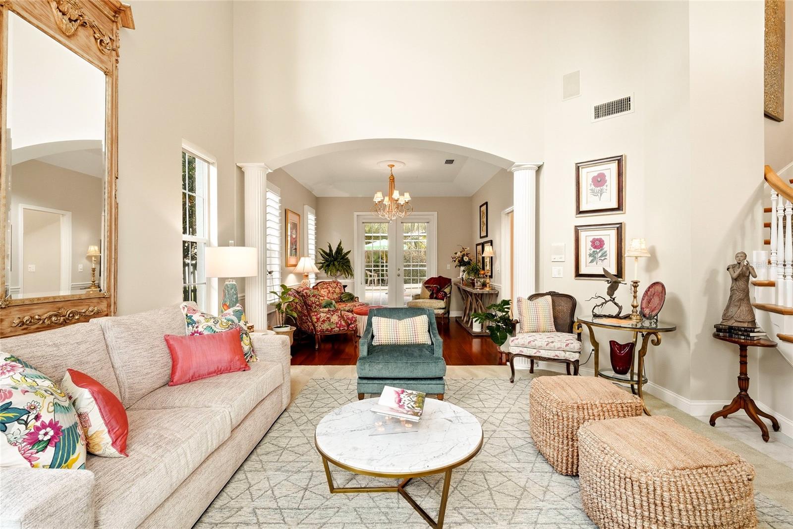 1246 Darlington Oak Cir, Saint Petersburg, FL 33703 photo