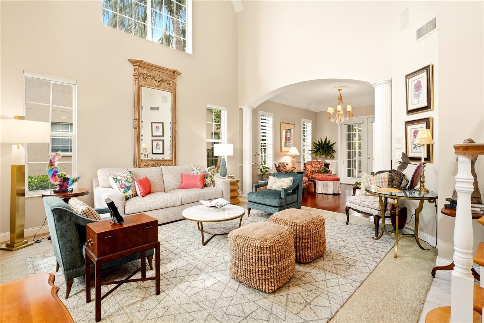 1246 Darlington Oak Cir, Saint Petersburg, FL 33703 photo