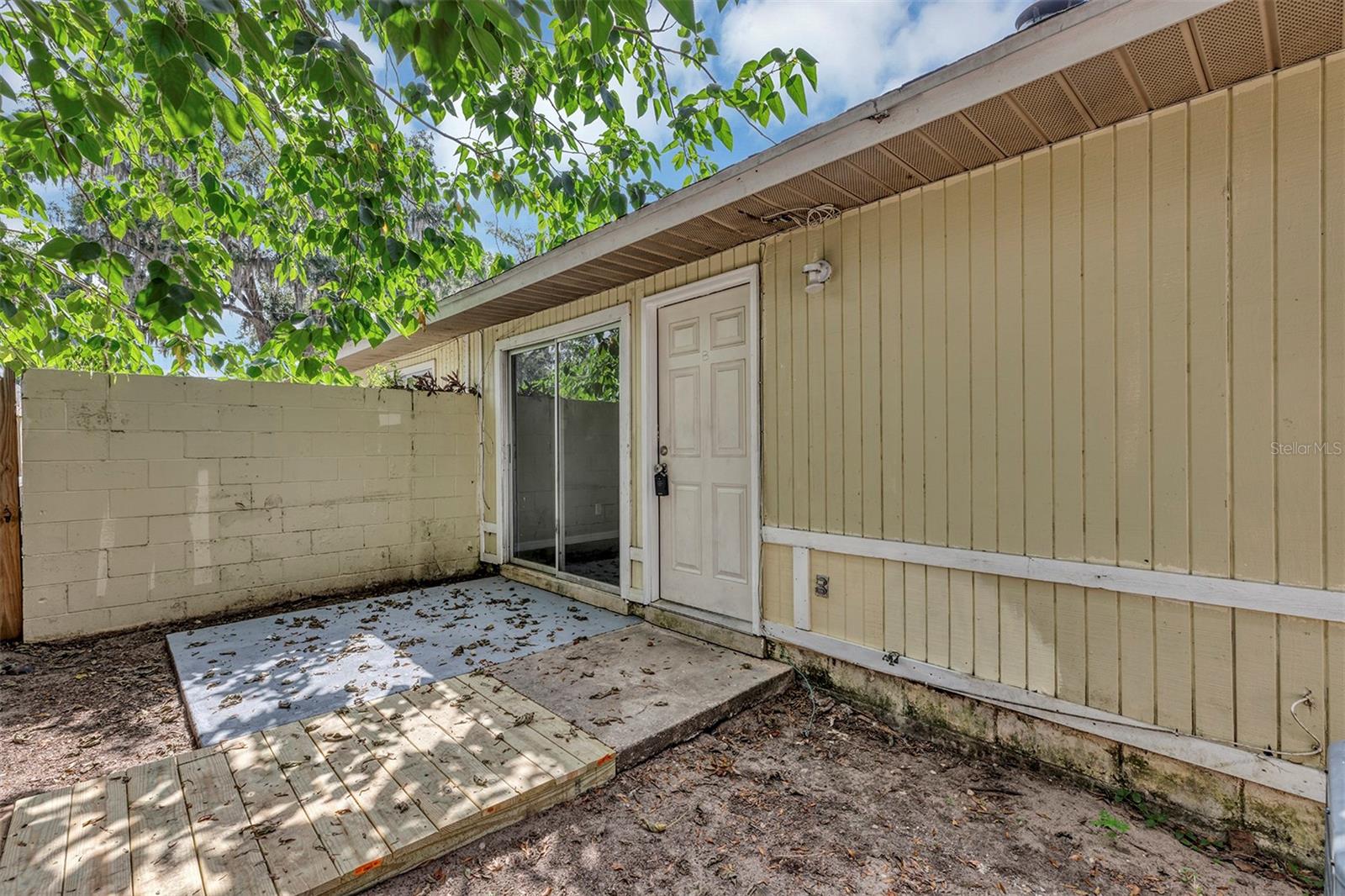 3990 SE 17 Ct, Ocala, FL 34480 photo