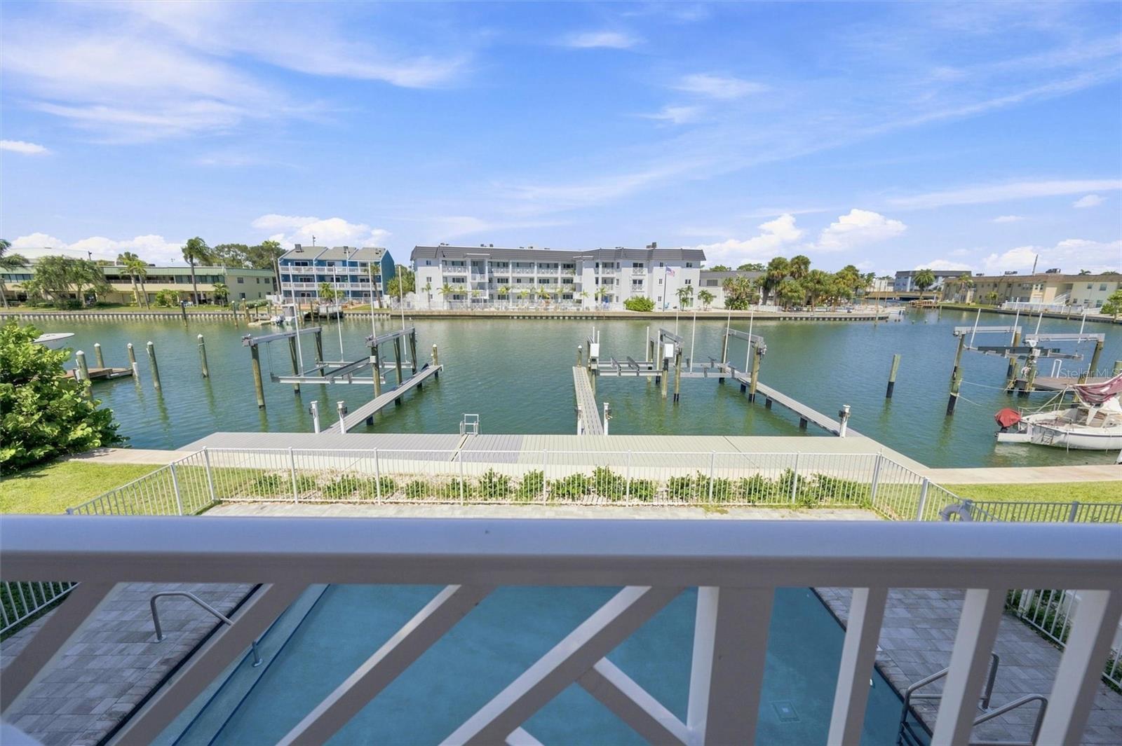 11797 1 St, Treasure Island, FL 33706 photo