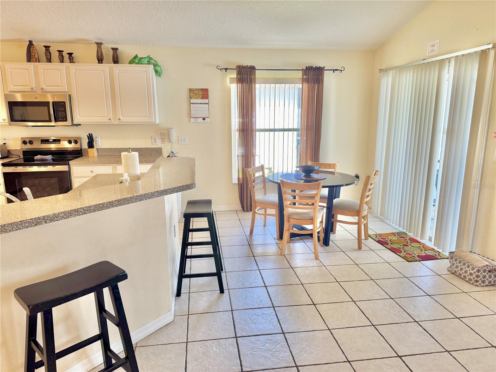 2666 Willow Glen Cir, Kissimmee, FL 34744 photo
