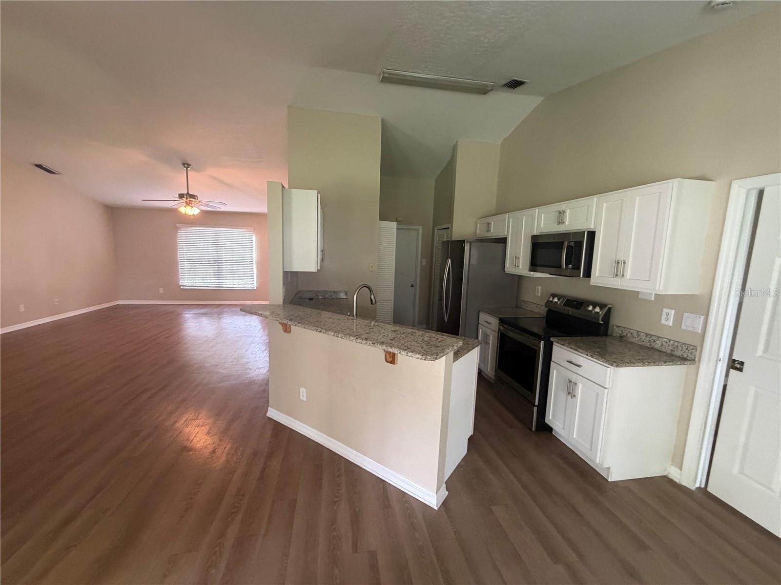 624 Sheridan Woods Dr, West Melbourne, FL 32904 photo