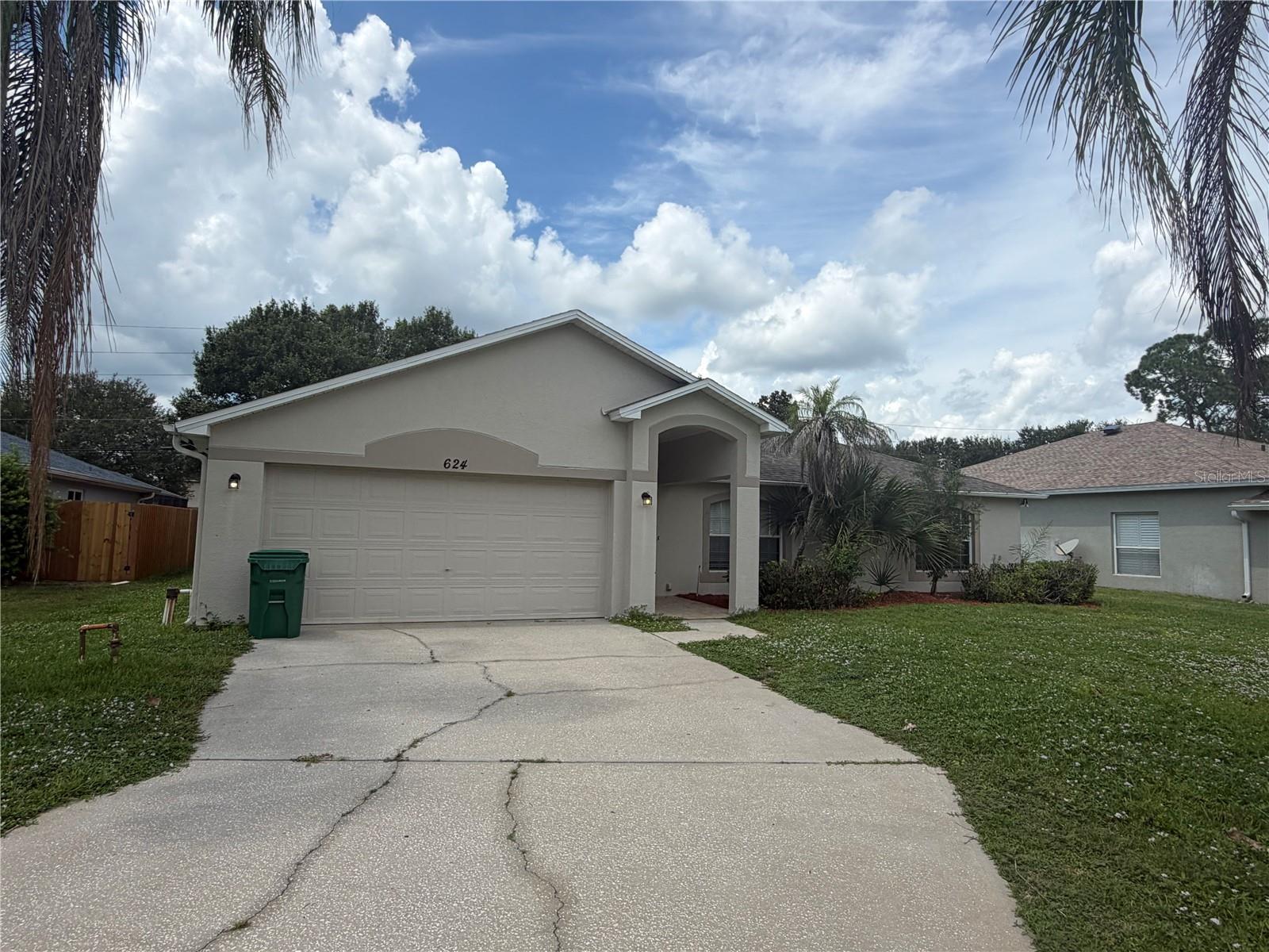 624 Sheridan Woods Dr, West Melbourne, FL 32904