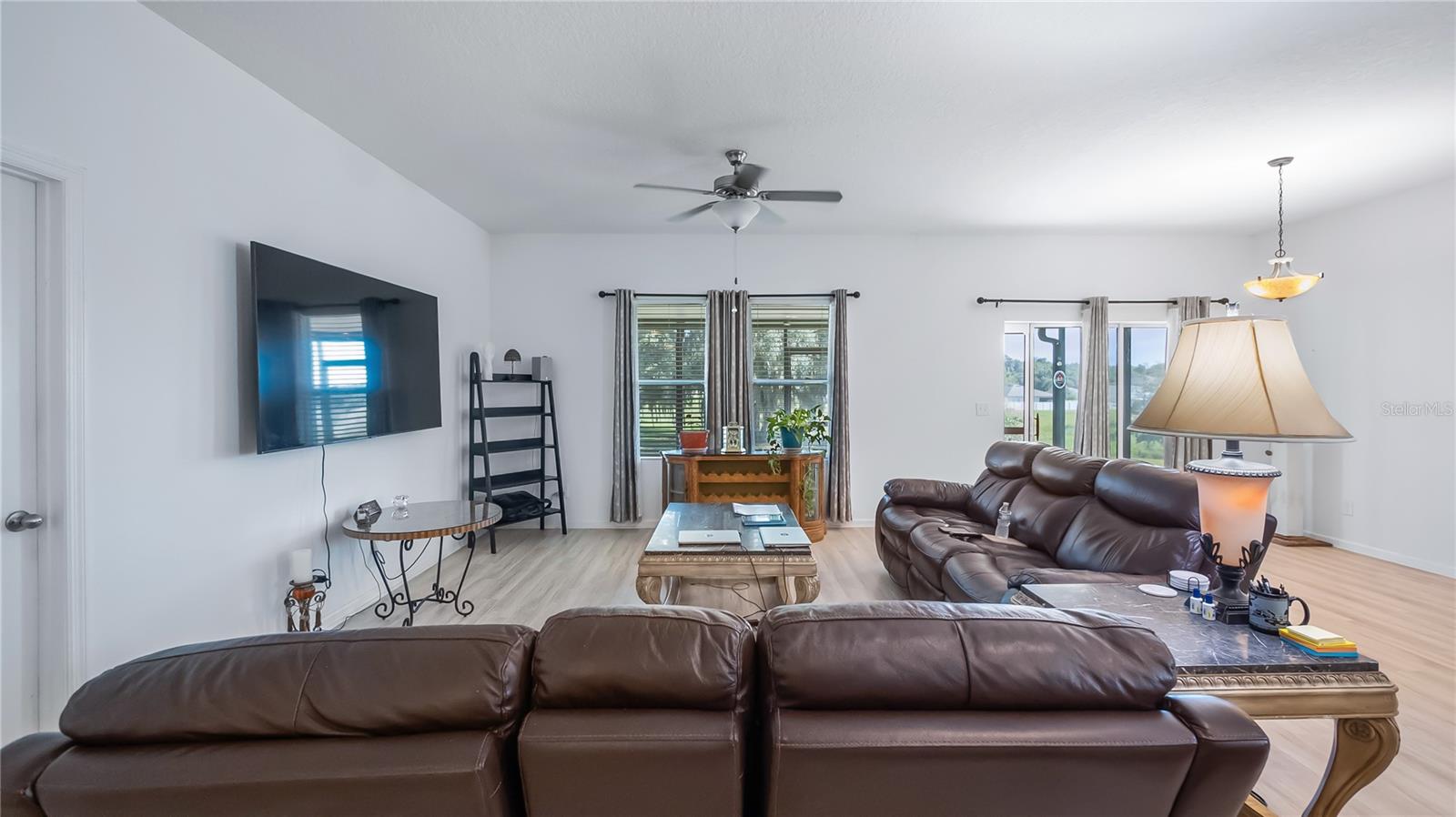 15409 Ivory Gull Ln, Mascotte, FL 34753 photo