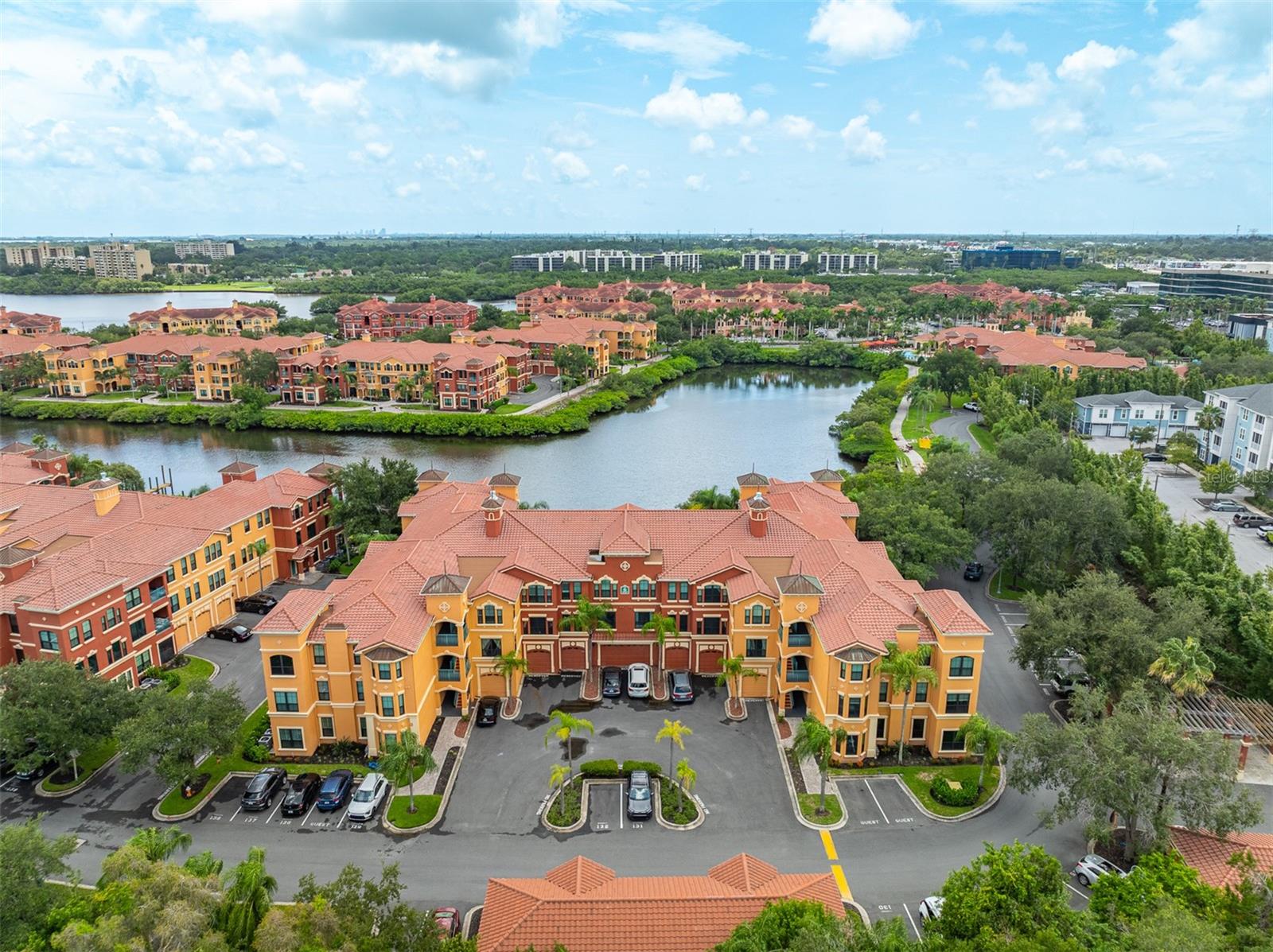 2717 Via Cipriani, Clearwater, FL 33764