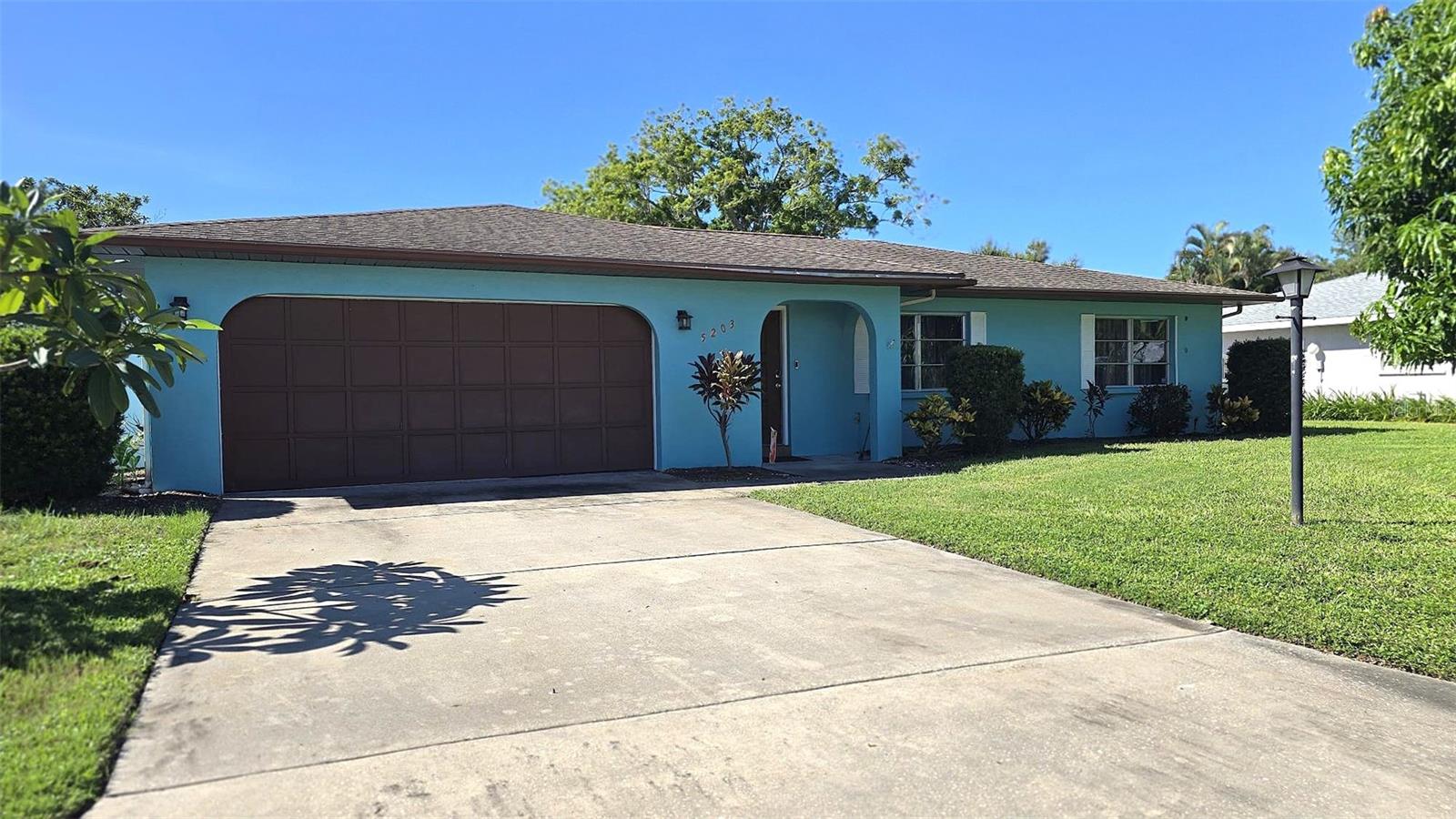 5203 18 Ave, Bradenton, FL 34209