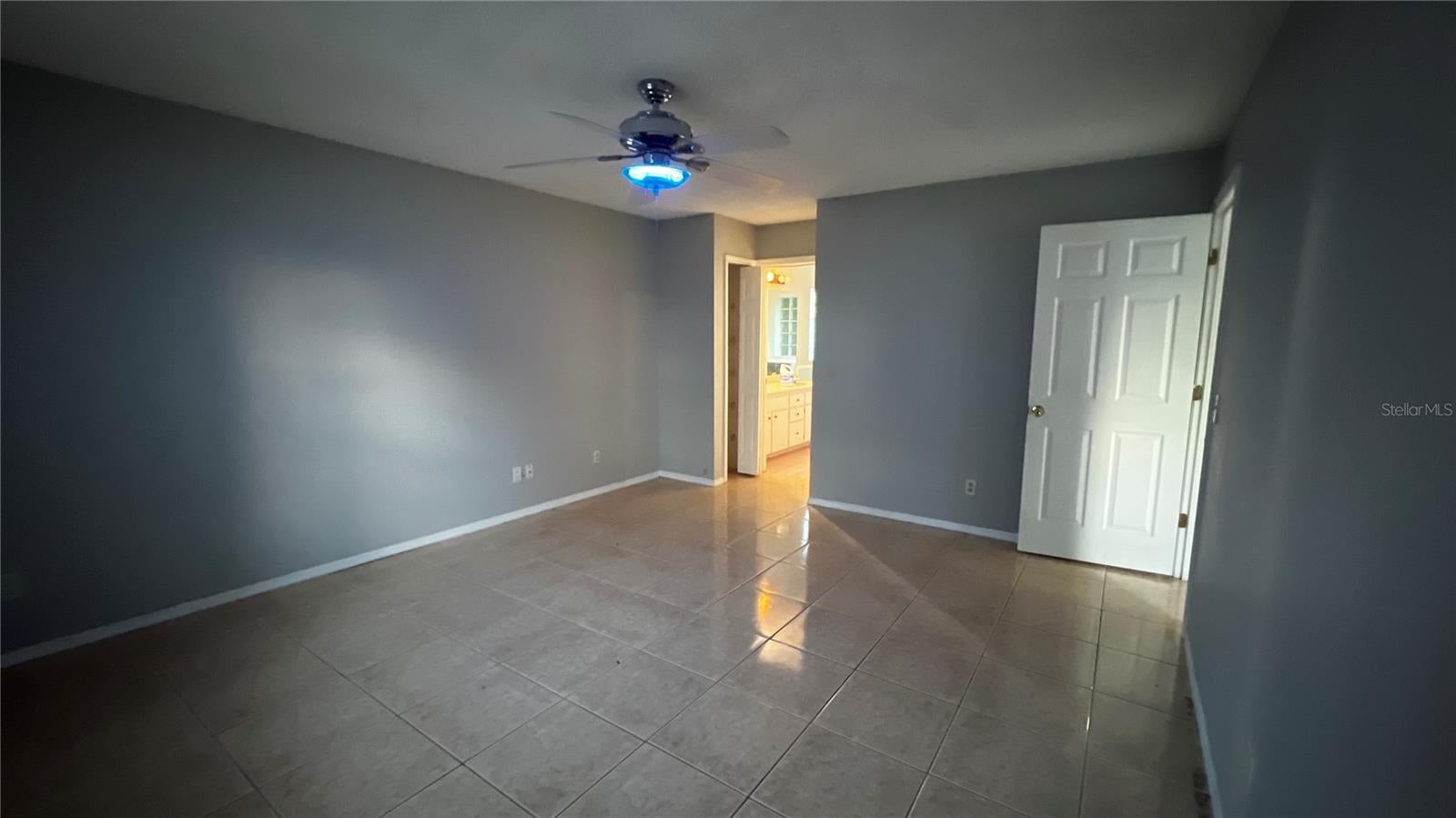6409 Royal Tern St, Orlando, FL 32810 photo