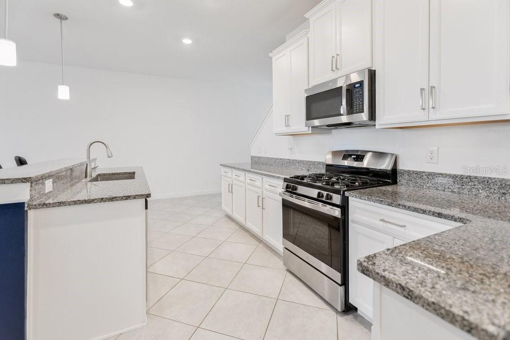 8241 Corner Pine Way, New Port Richey, FL 34655 photo