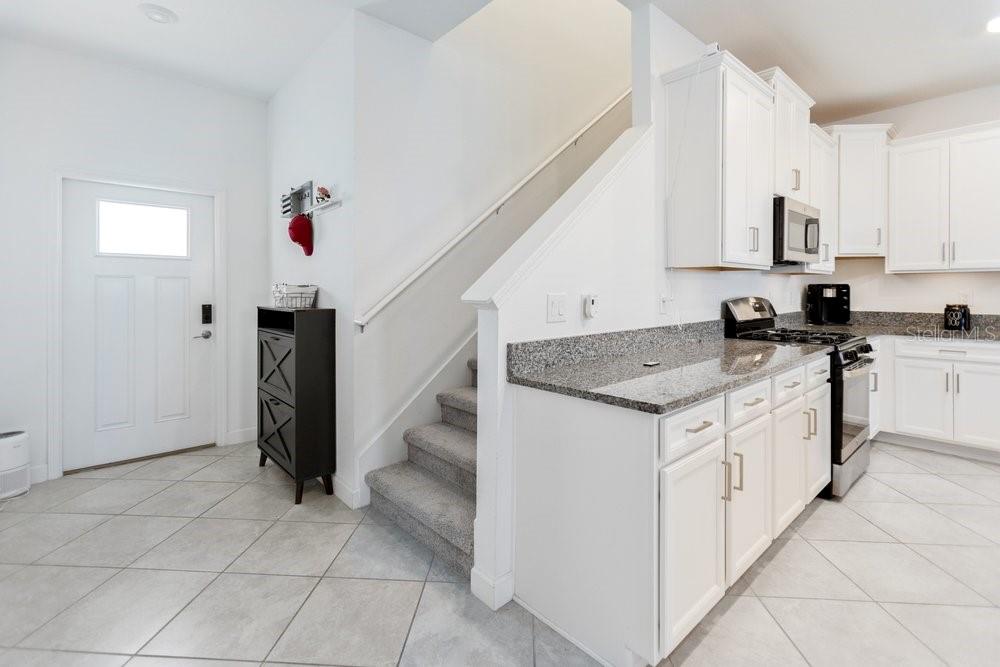 8241 Corner Pine Way, New Port Richey, FL 34655 photo