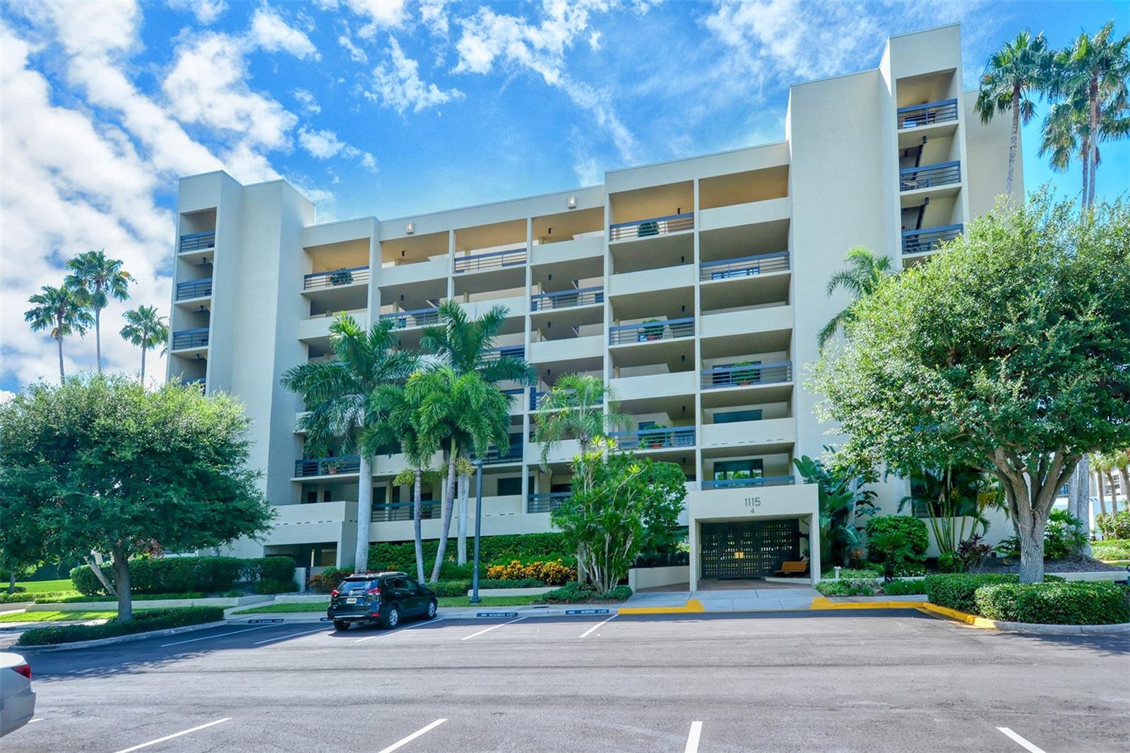 1115 Gulf Of Mexico Dr #401, Longboat Key, FL 34228 photo