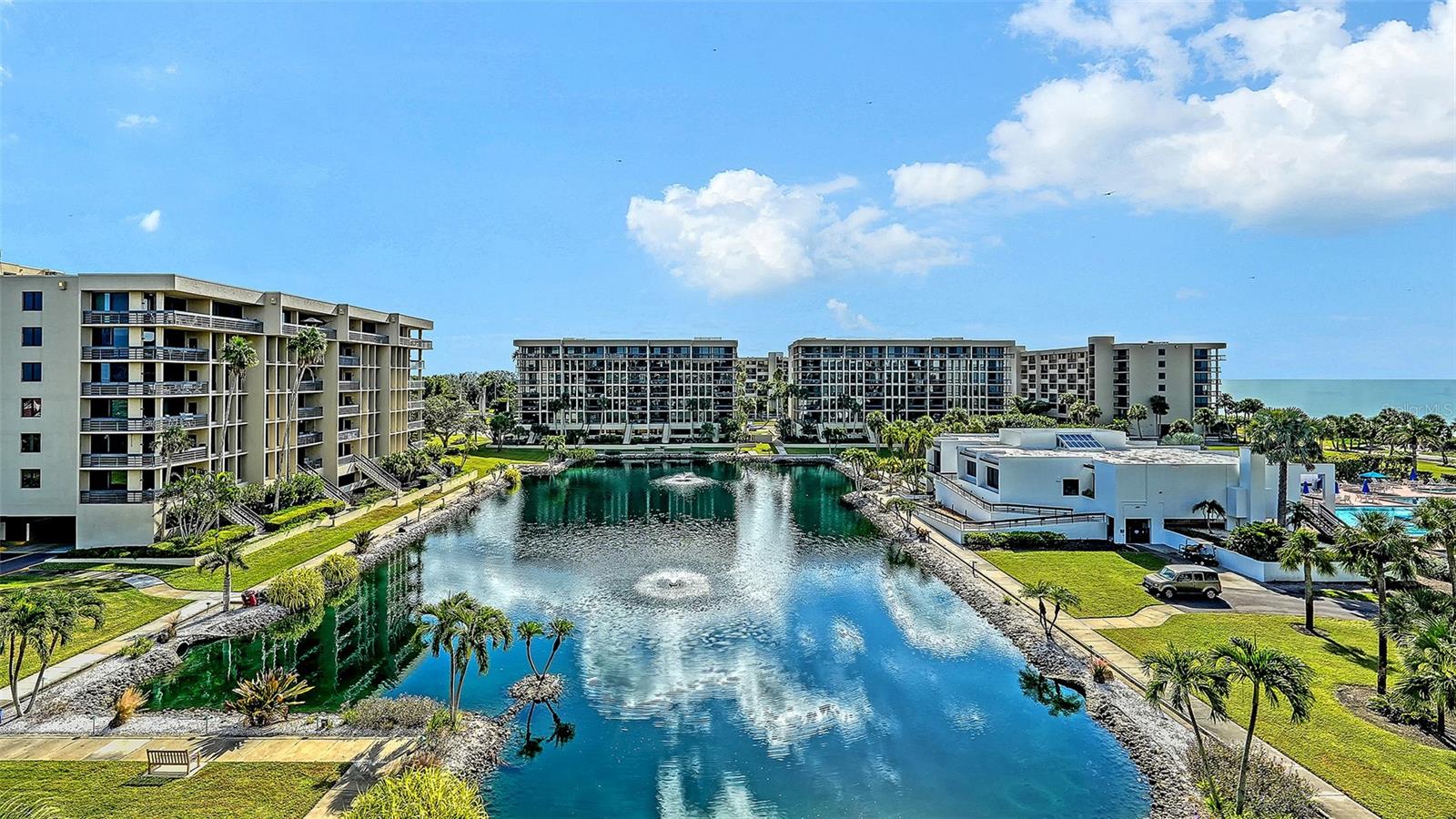 1115 Gulf Of Mexico Dr #401, Longboat Key, FL 34228 photo