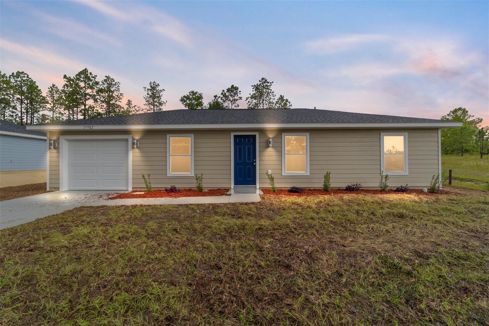 24402 NW Aspen Ln, Dunnellon, FL 34431 photo