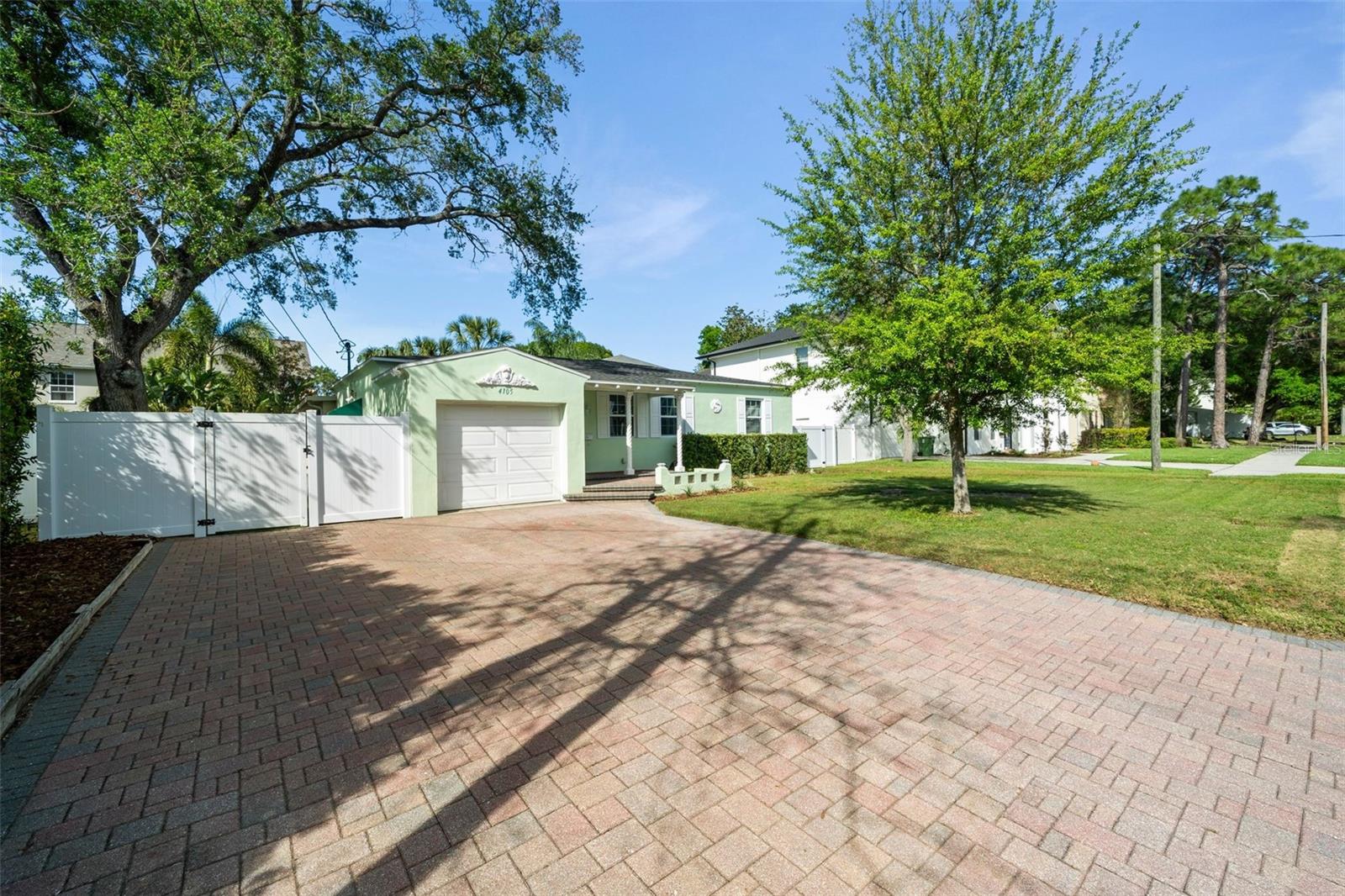 4105 W Tacon St, Tampa, FL 33629 photo