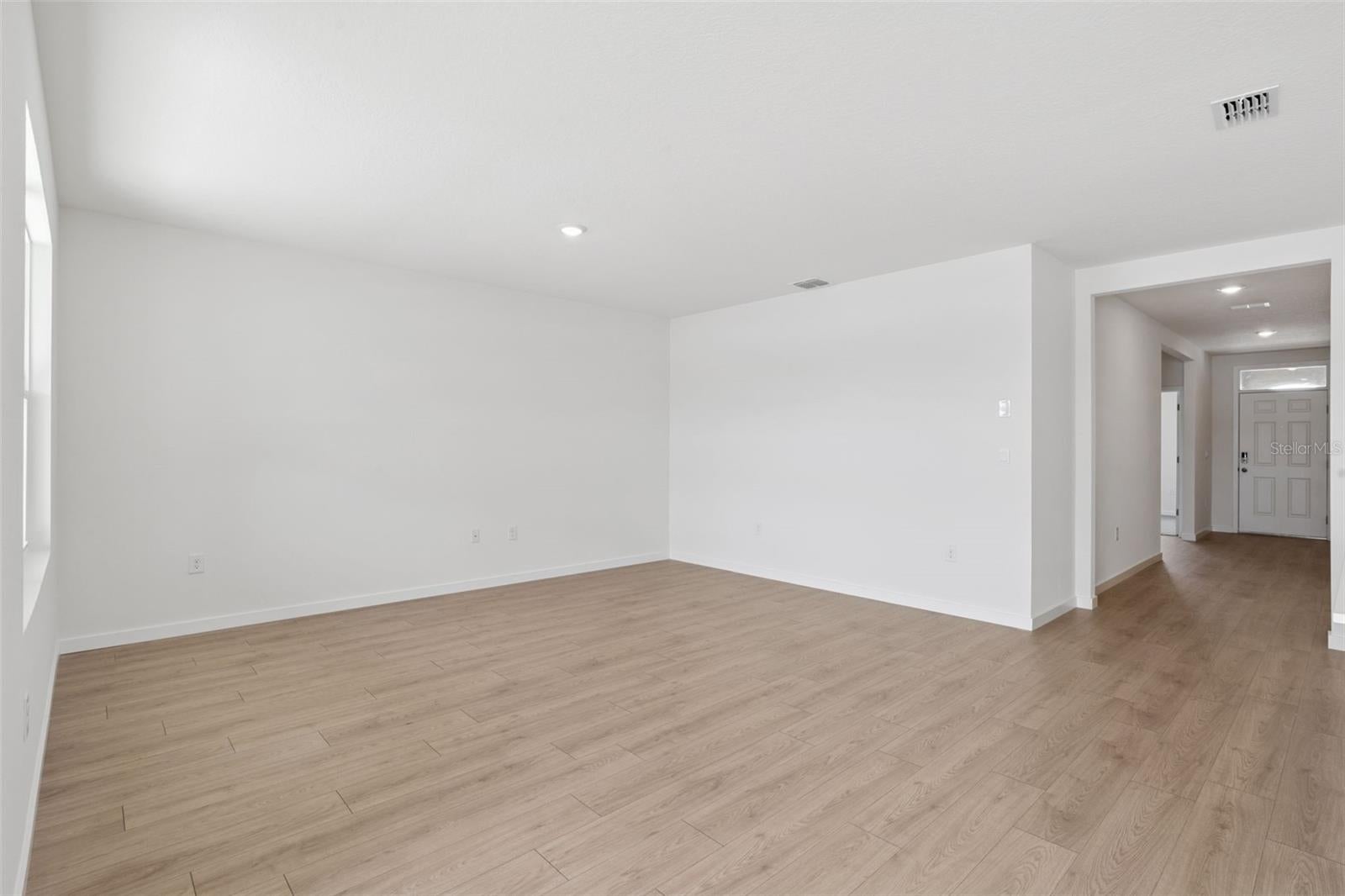 6726 Scrub Hickory Ave, Apopka, FL 32712 photo