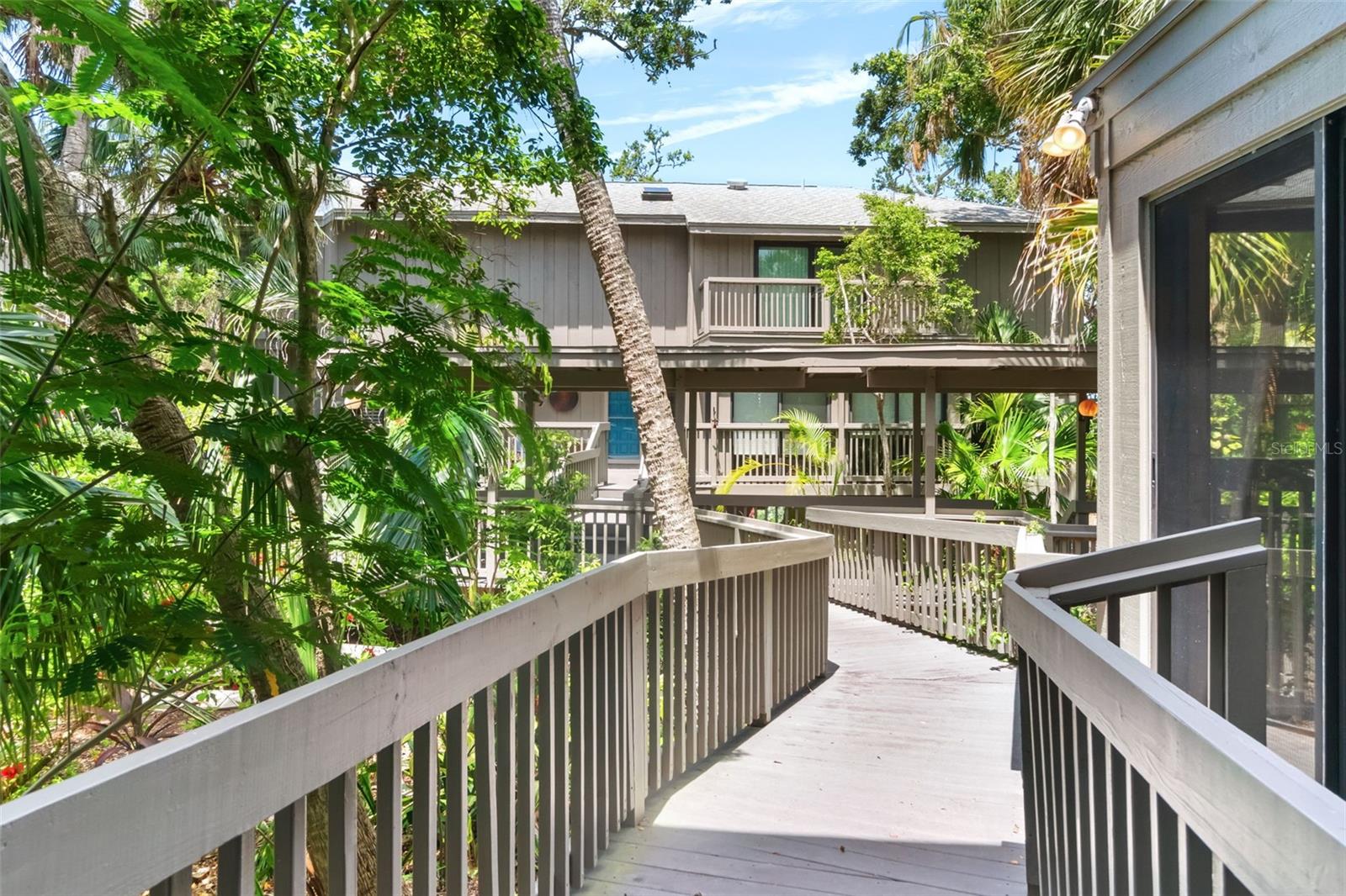 1347 Landing Drive 6, Sarasota, FL 34231 photo