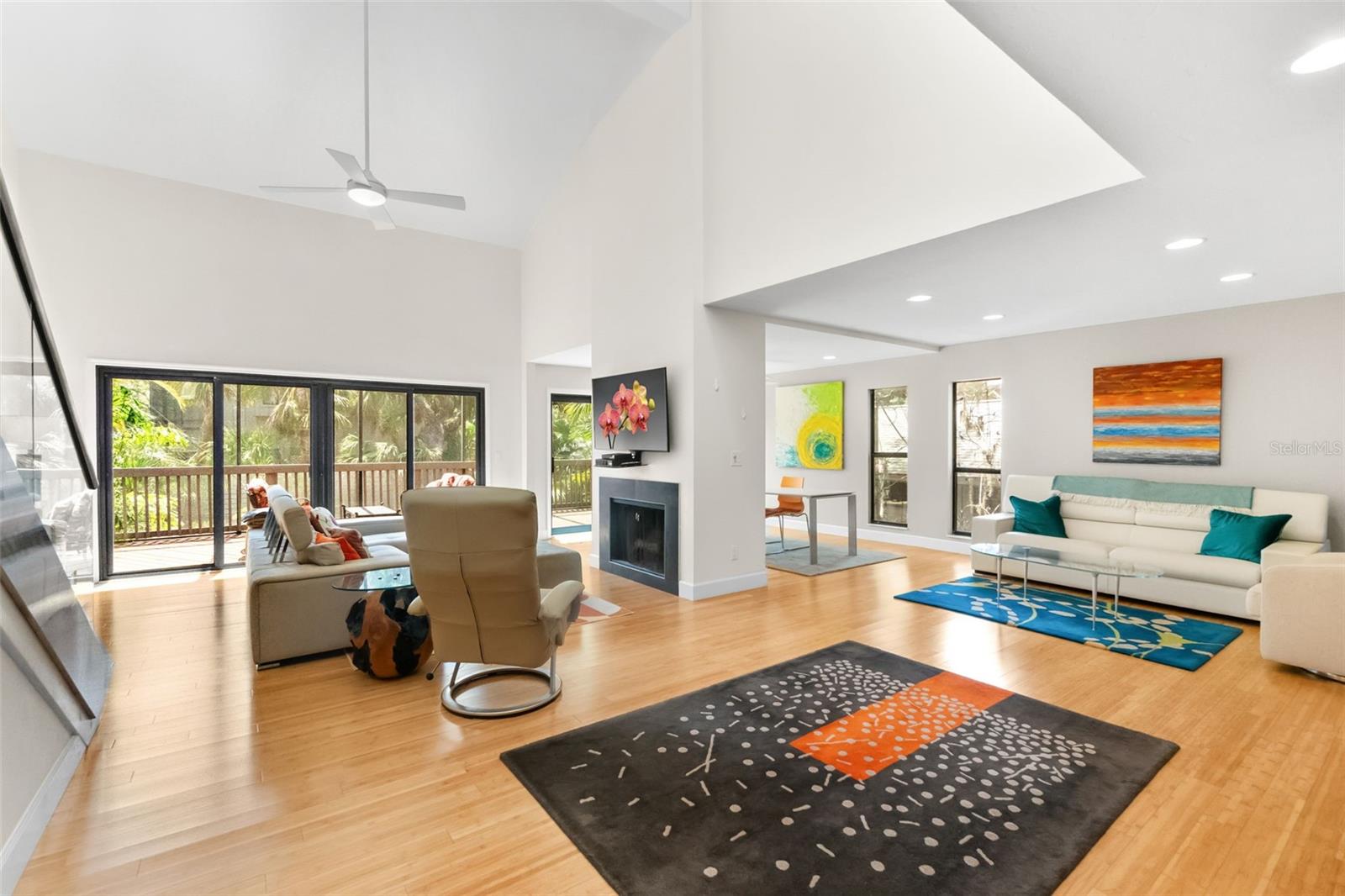 1347 Landing Drive 6, Sarasota, FL 34231 photo