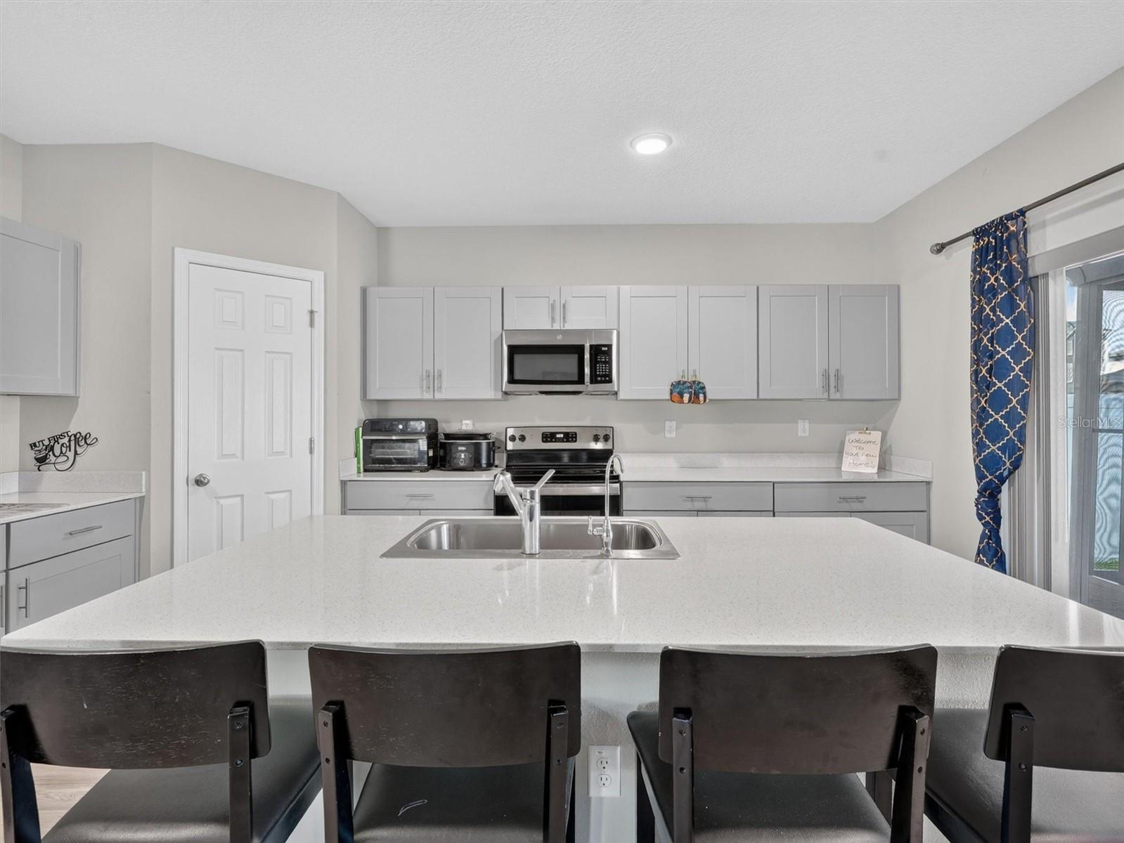 12879 French Market Dr, Riverview, FL 33579 photo