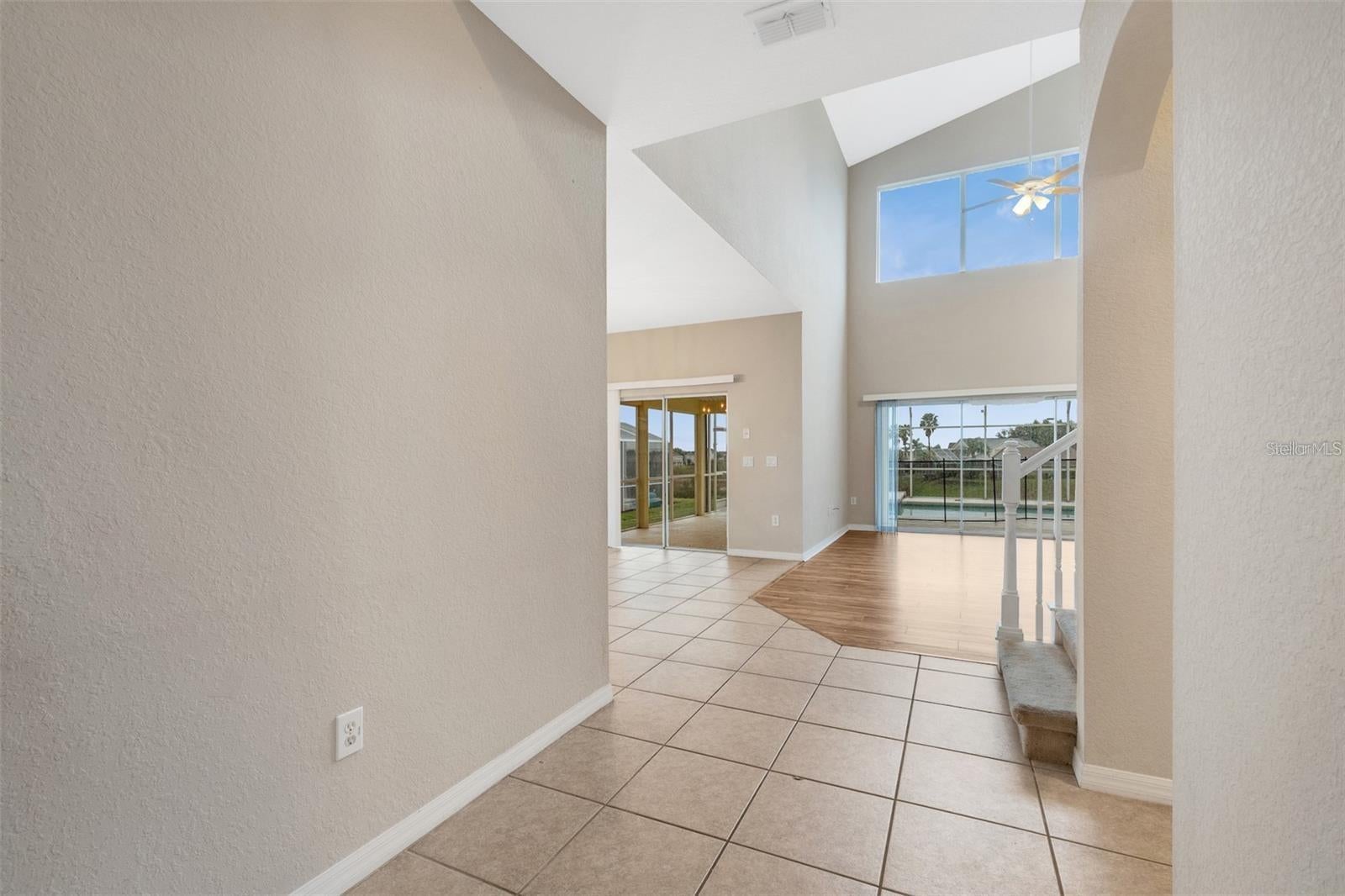 318 Windsor Pl, Davenport, FL 33896 photo