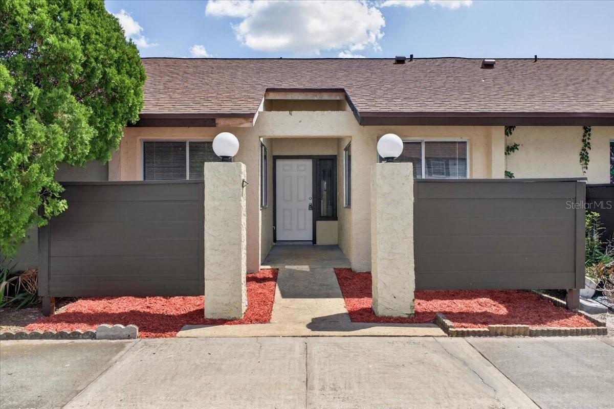 192 Dahlia Village Cir, Orlando, FL 32807