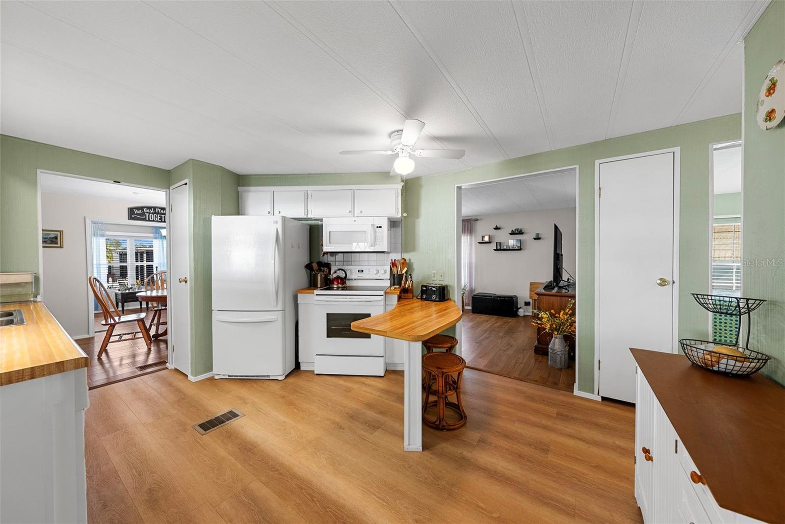 177 S Fiji Cir, Englewood, FL 34223 photo