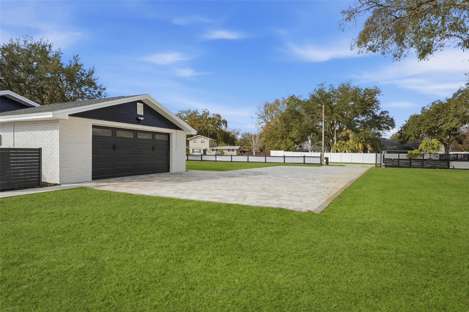 2338 Meadowbrook Dr, Lutz, FL 33558 photo