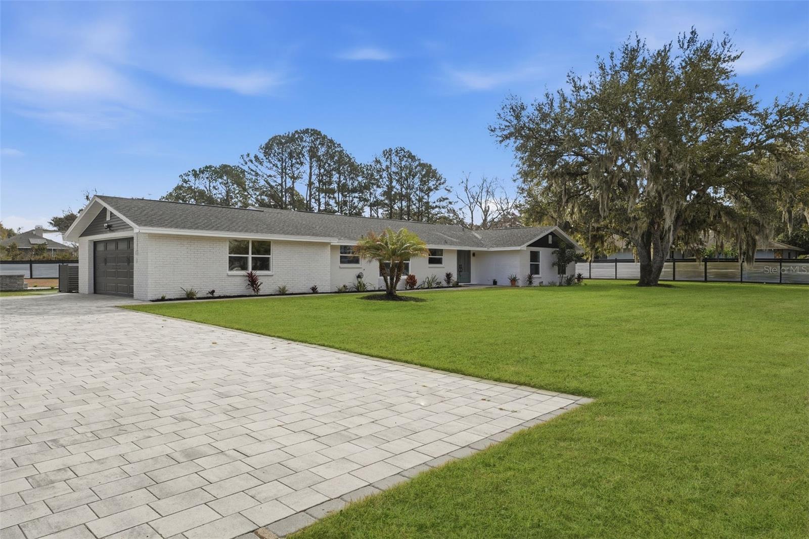 2338 Meadowbrook Dr, Lutz, FL 33558 photo