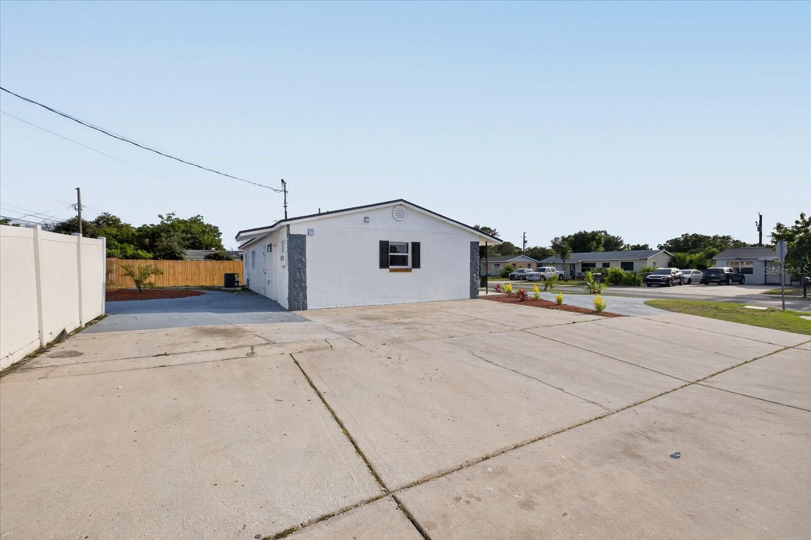 13589 120 St, Largo, FL 33778 photo