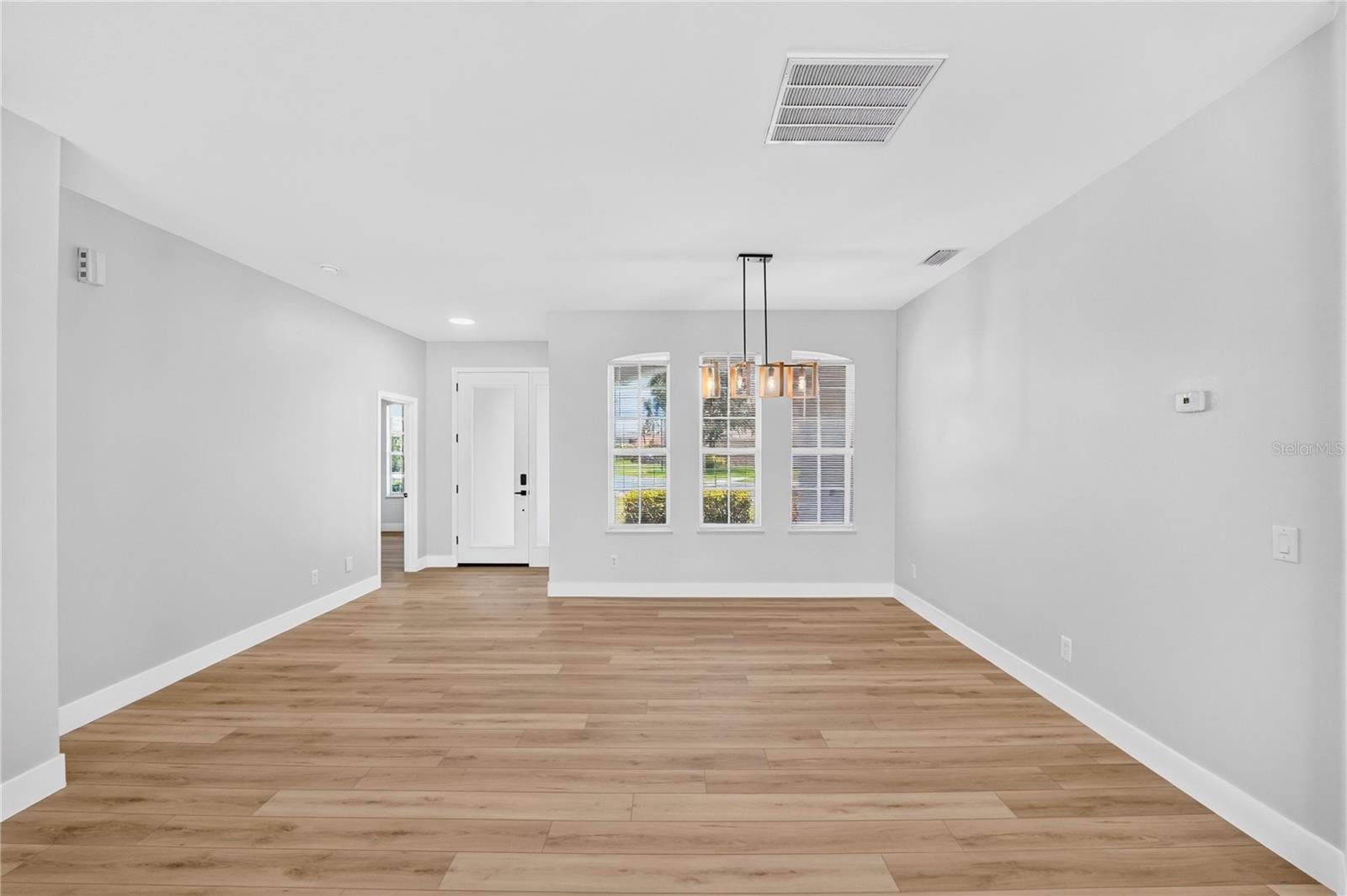 572 Oceanside Blvd, Melbourne, FL 32903 photo