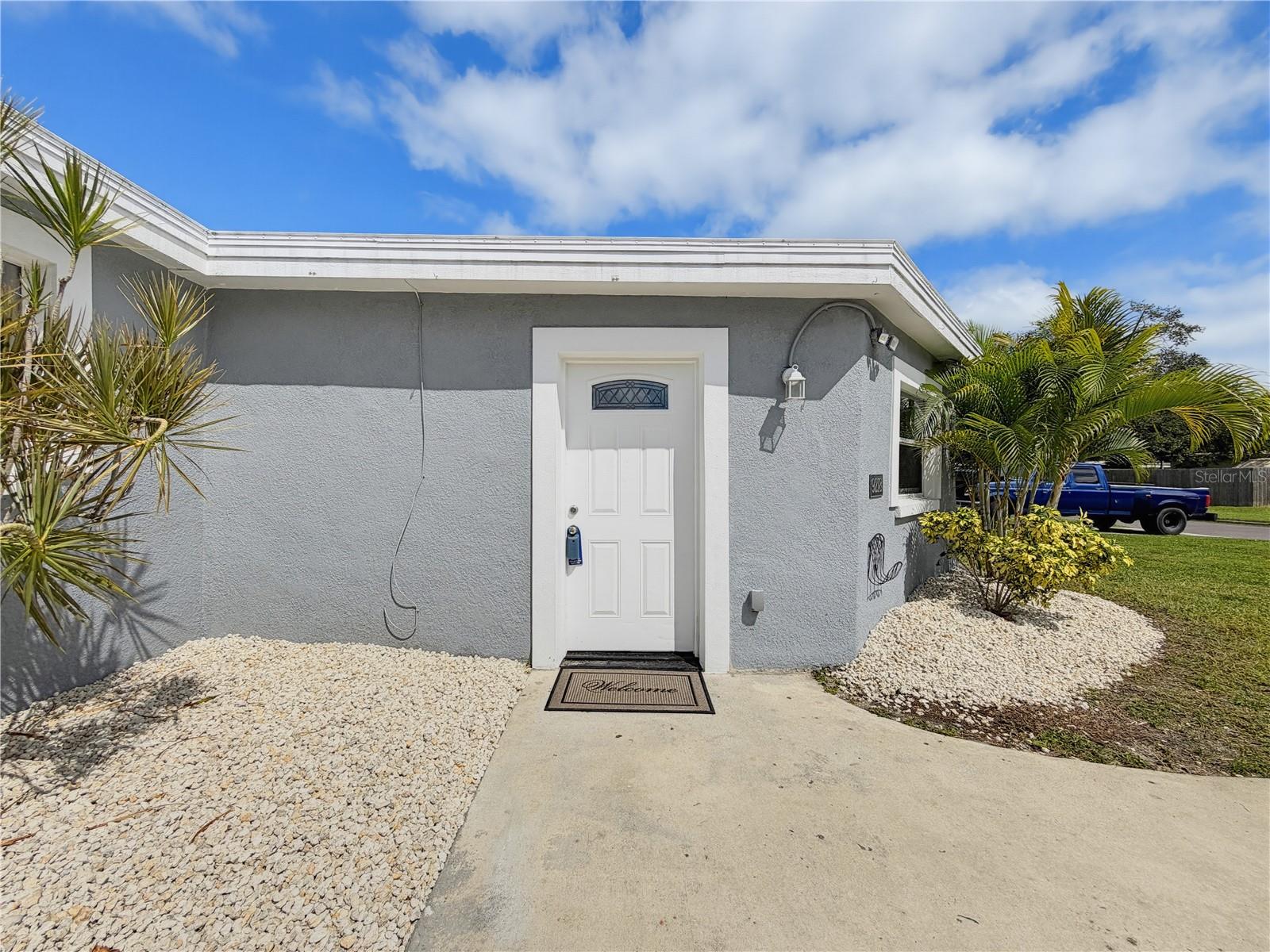 9218 86 St, Seminole, FL 33777 photo